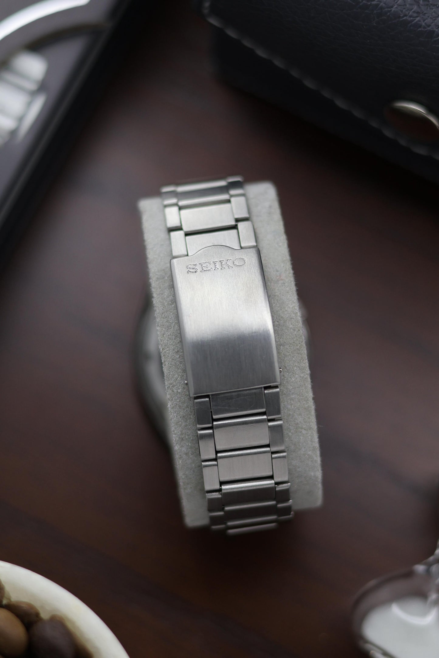 1989 Seiko 5 Black Dial - Automatic Vintage Watch (Pre Owned) - A373