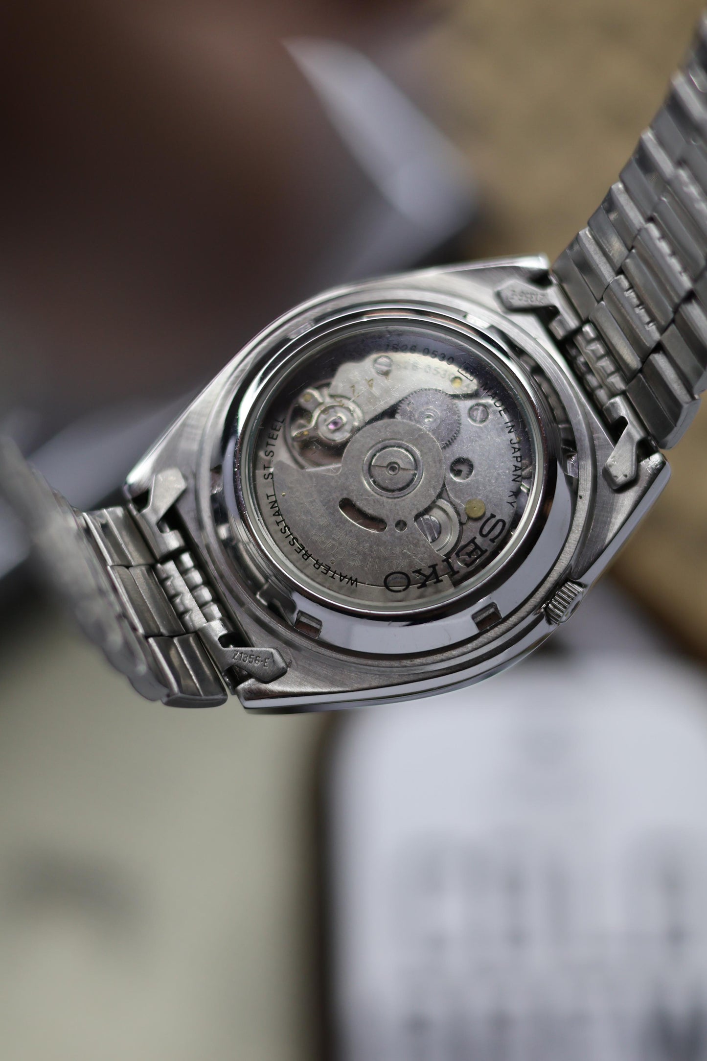 Seiko 5 Black Dial with Glass Back (Pre Owned)
