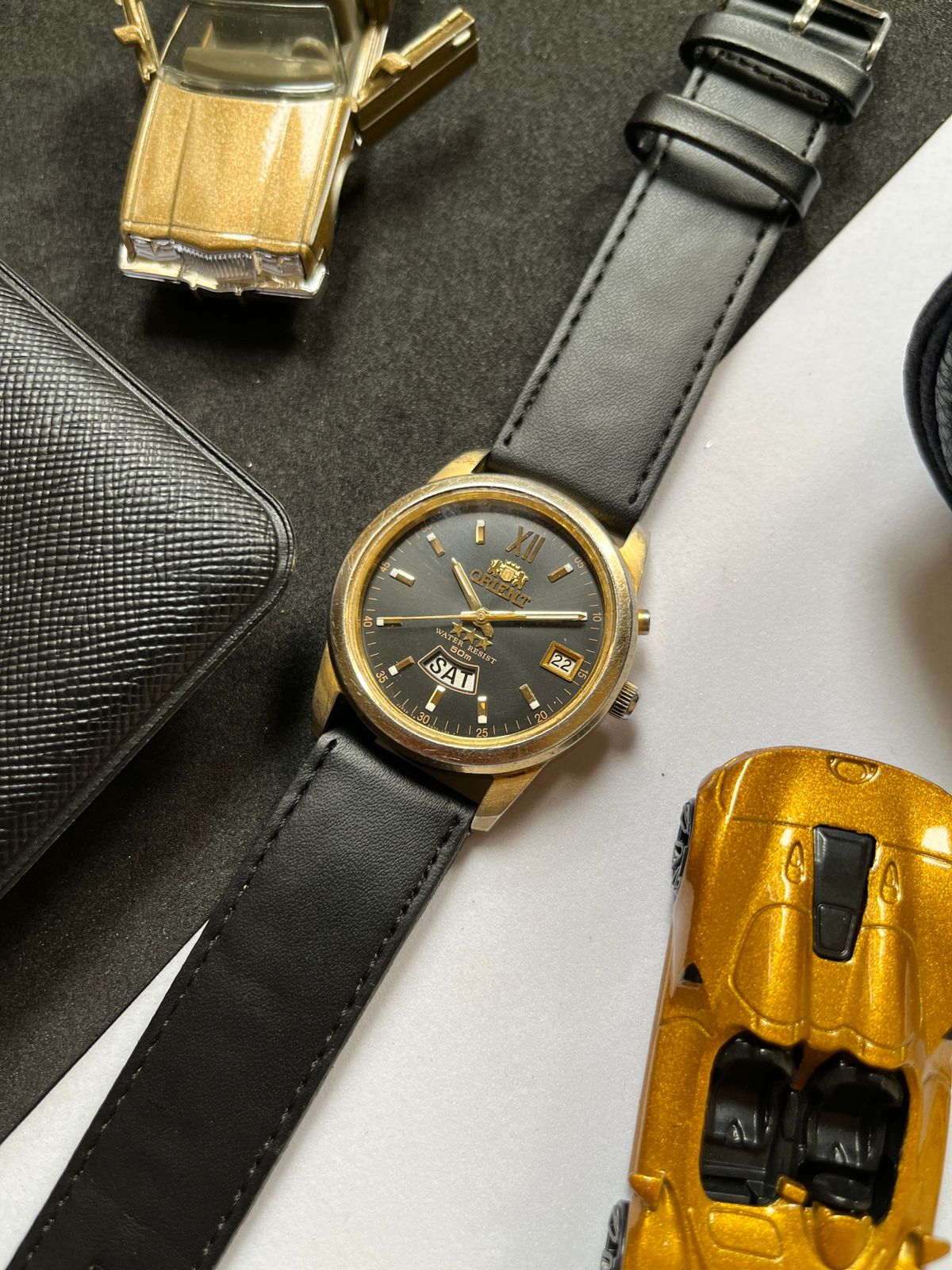 Orient Tri-star Crystal Day-Date Black Dial (Pre-owned)