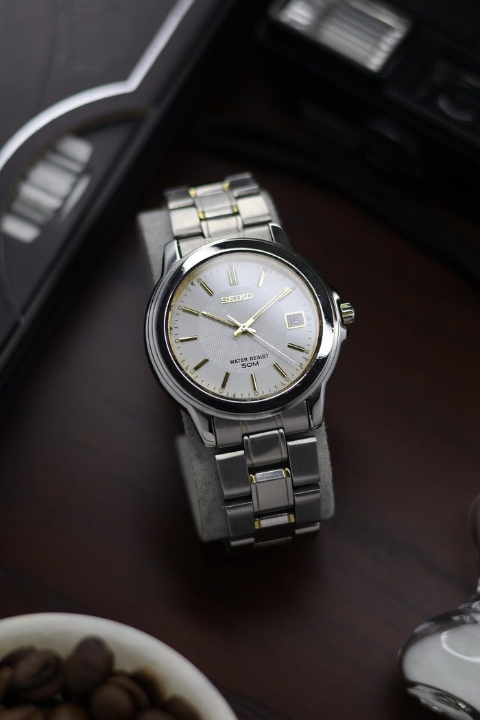 1989 Seiko Quartz White Dial - Vintage Watch (Pre Owned) - A246