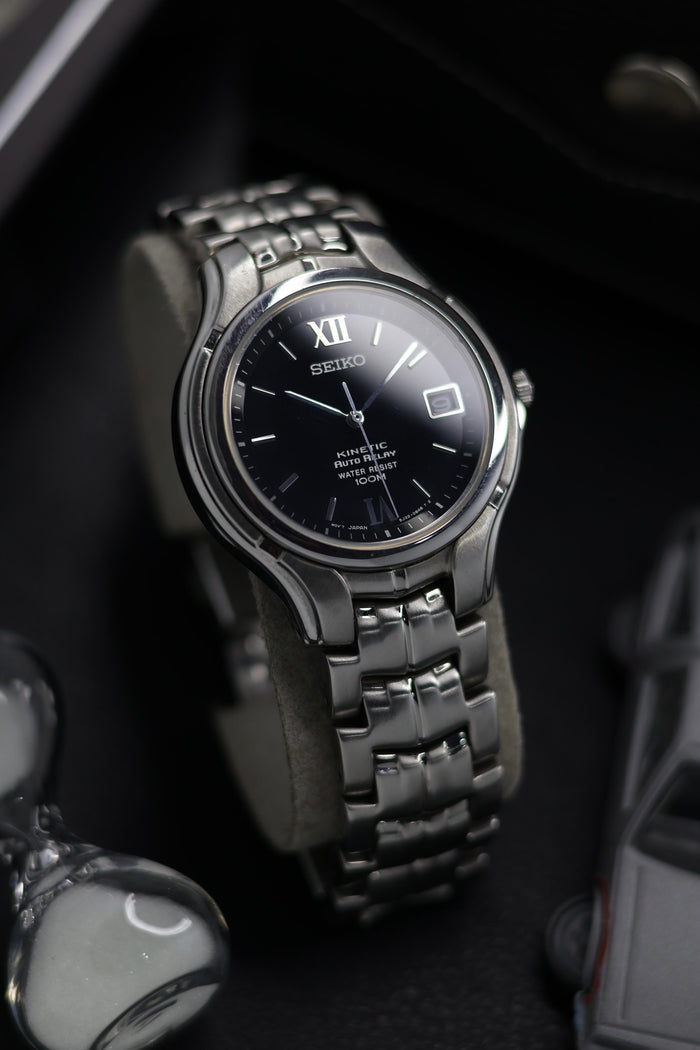 (JDM - Extremely Rare) Seiko Kinetic Auto Relay Black Lacquered Dial - Self-Winding Quartz Vintage Watch (Pre Owned) - SE900