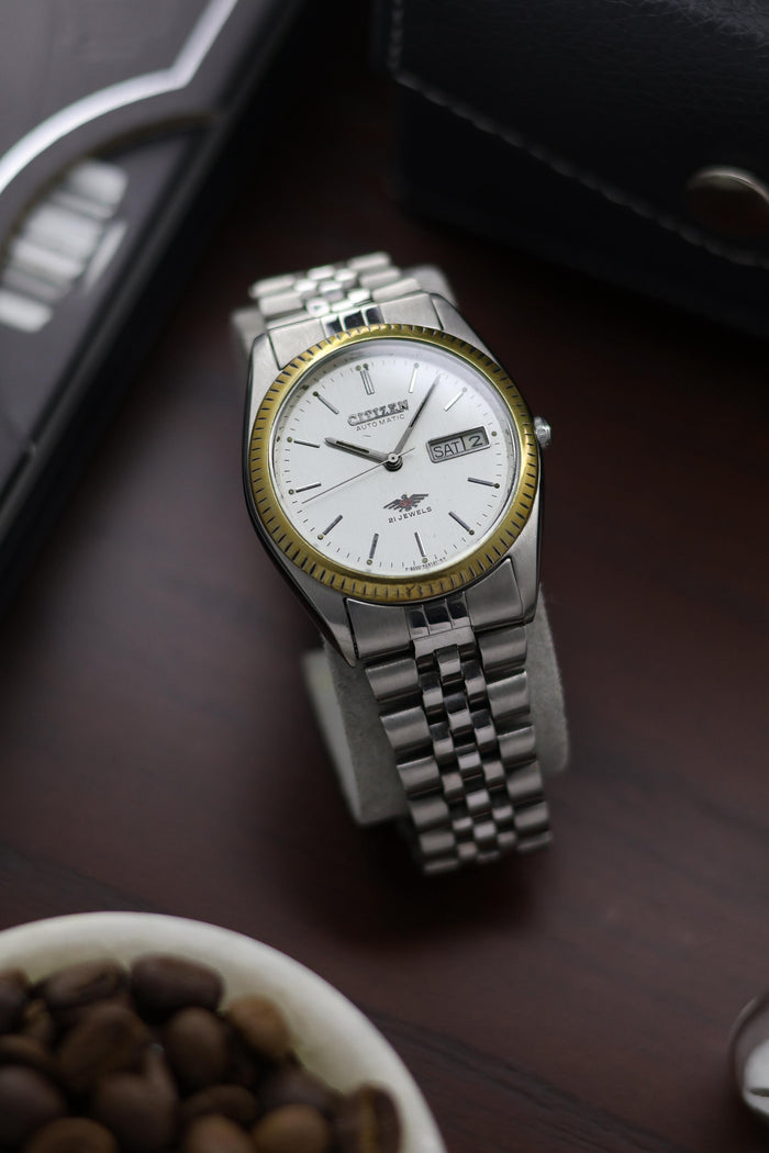 (Super Rare) Citizen Eagle 7 White Dial with Fluted Bezel and Glass Back - Automatic Vintage Watch (Pre Owned) - A382