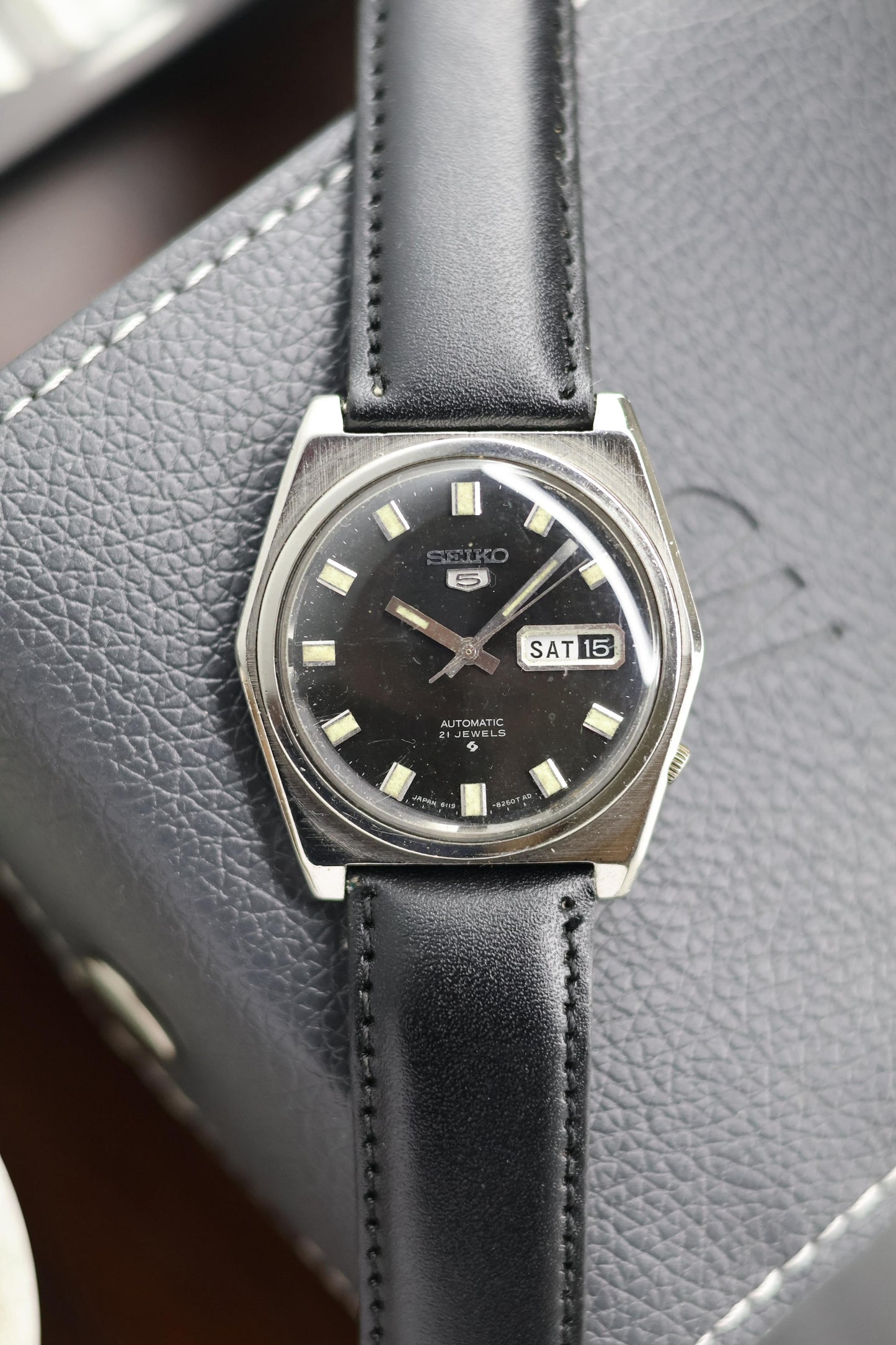 (Super Rare) 1971 Seiko 5 Black Dial - Automatic Vintage Watch (Pre Owned) - A393