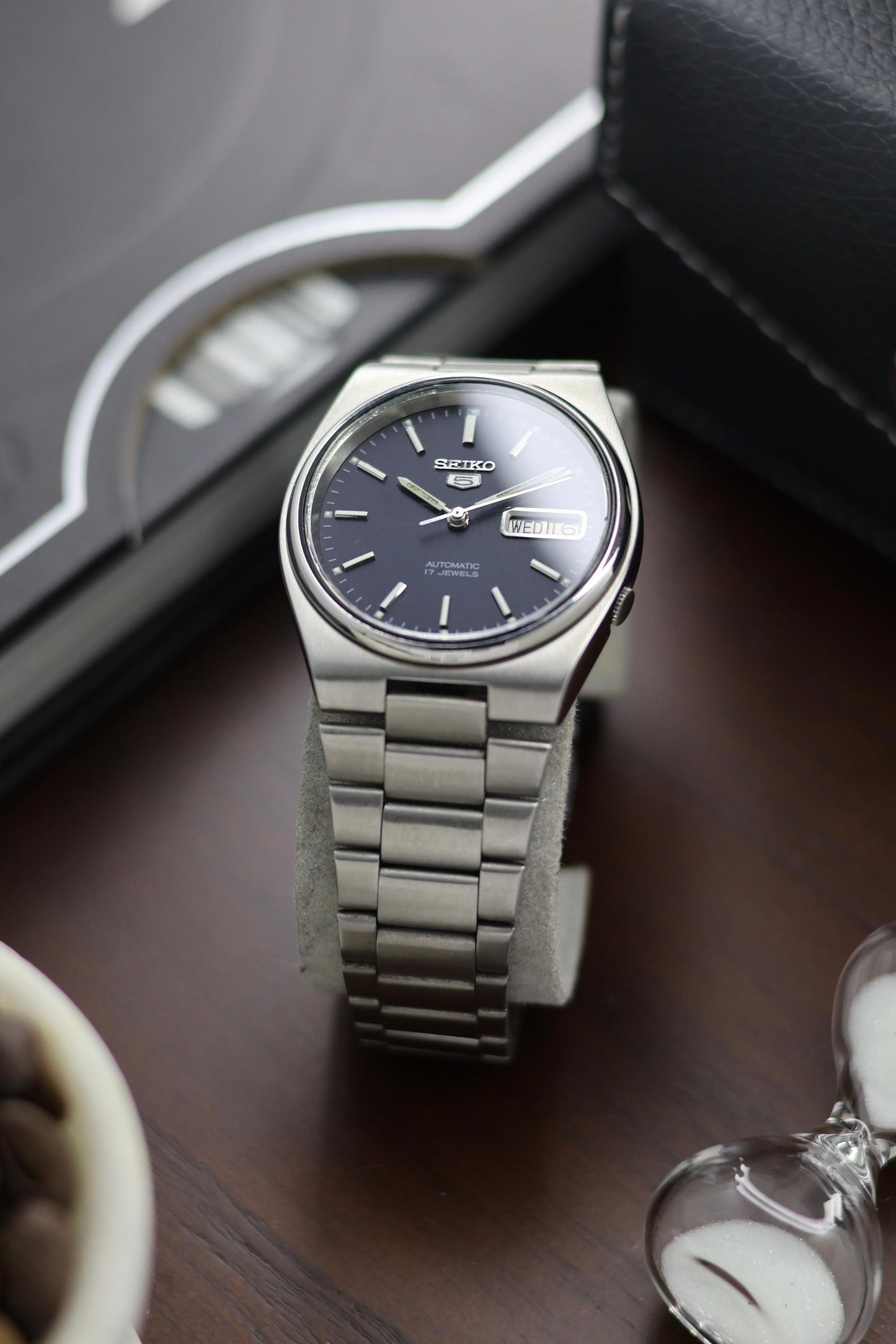 1985 Seiko 5 Navy Blue Dial - Automatic Vintage Watch (Pre Owned) - A306