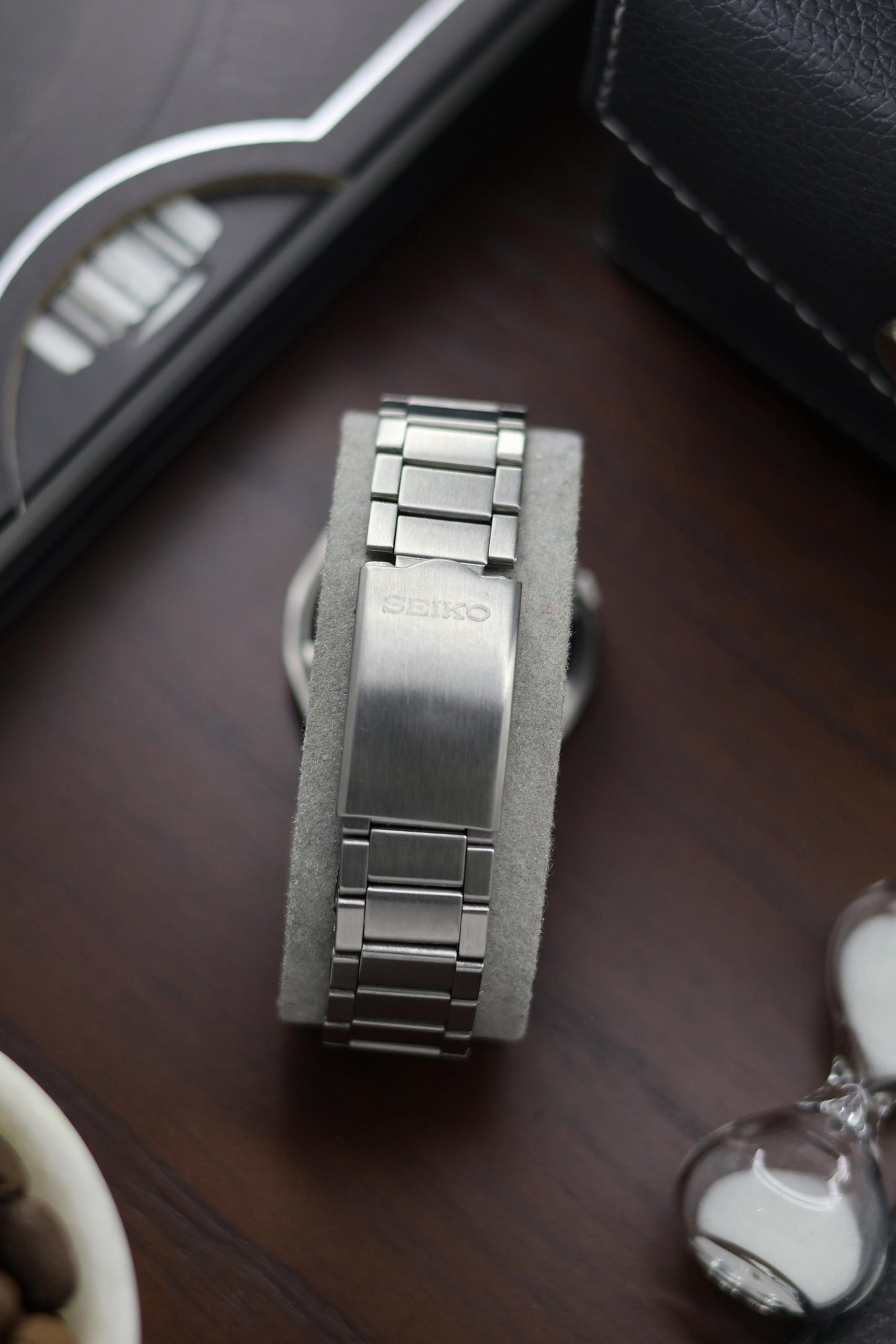 (Super Rare) 1982 Seiko 5 Blue Dial - Automatic Vintage Watch (Pre Owned) - A356