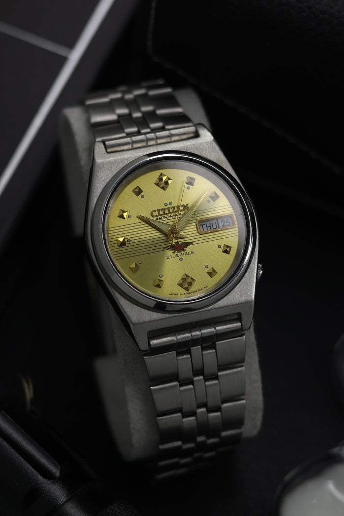 (Super Rare) Citizen Eagle 7 Gold Motif Dial - Automatic Vintage Watch (Pre Owned) - SE830