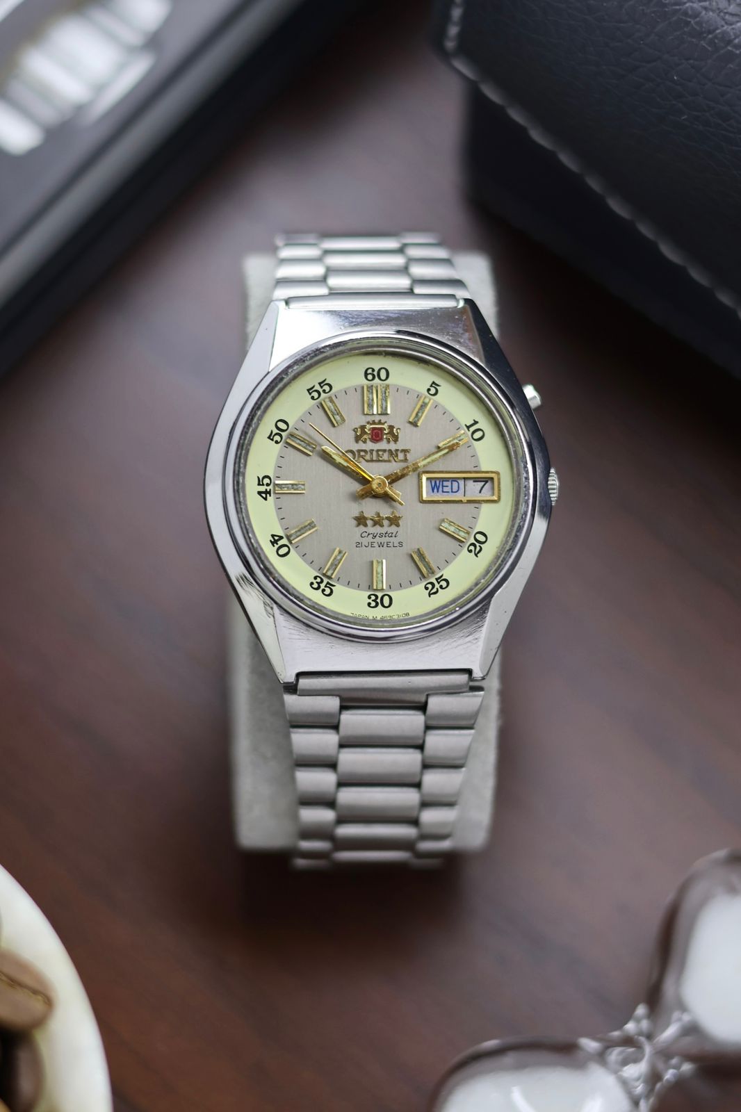 (Super Rare) Orient Tri-Star Crystal Grey Motif Dial - Automatic Vintage Watch (Pre Owned) - SE422
