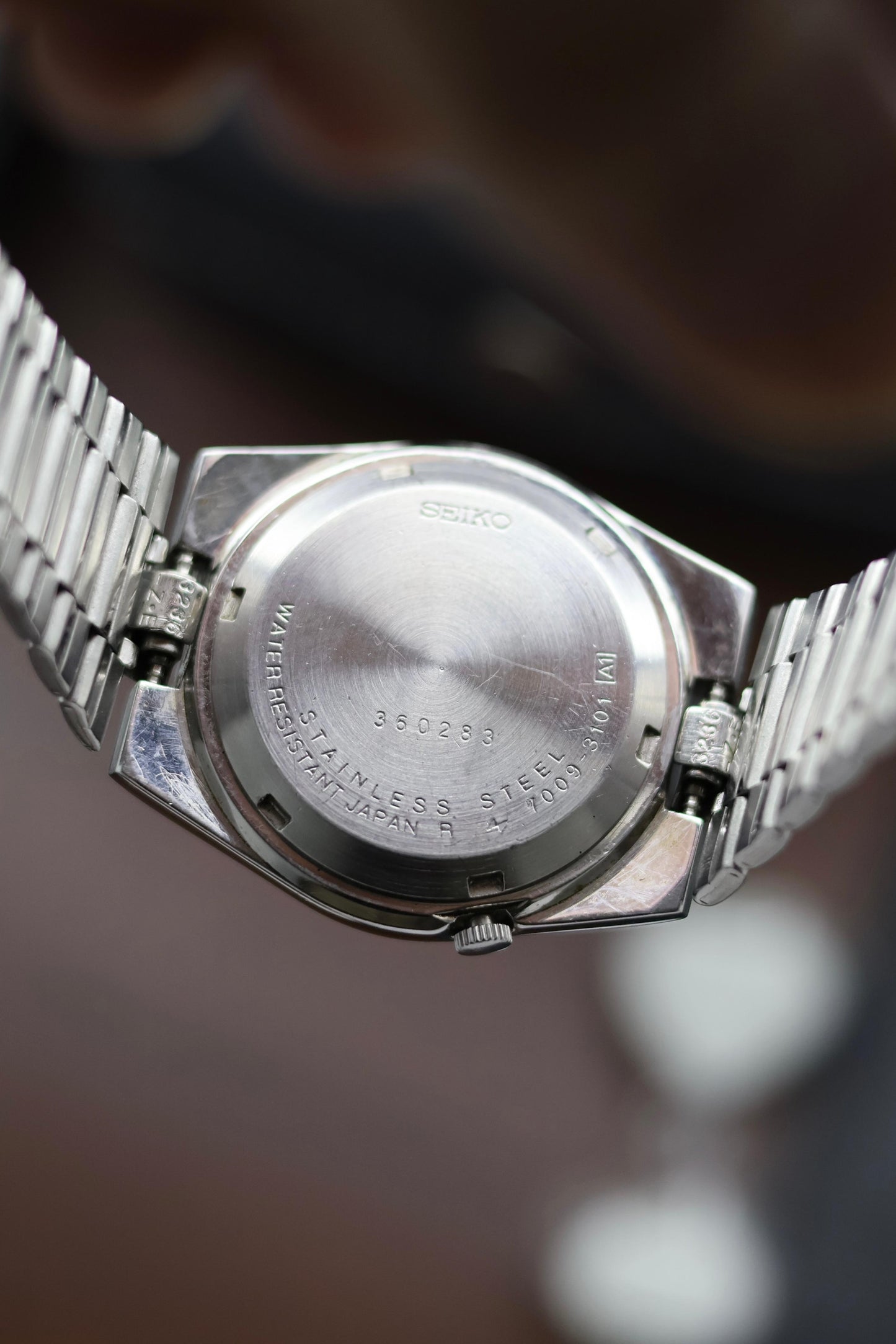 1983 Seiko 5 Grey Dial - Automatic Vintage Watch (Pre Owned) - A390