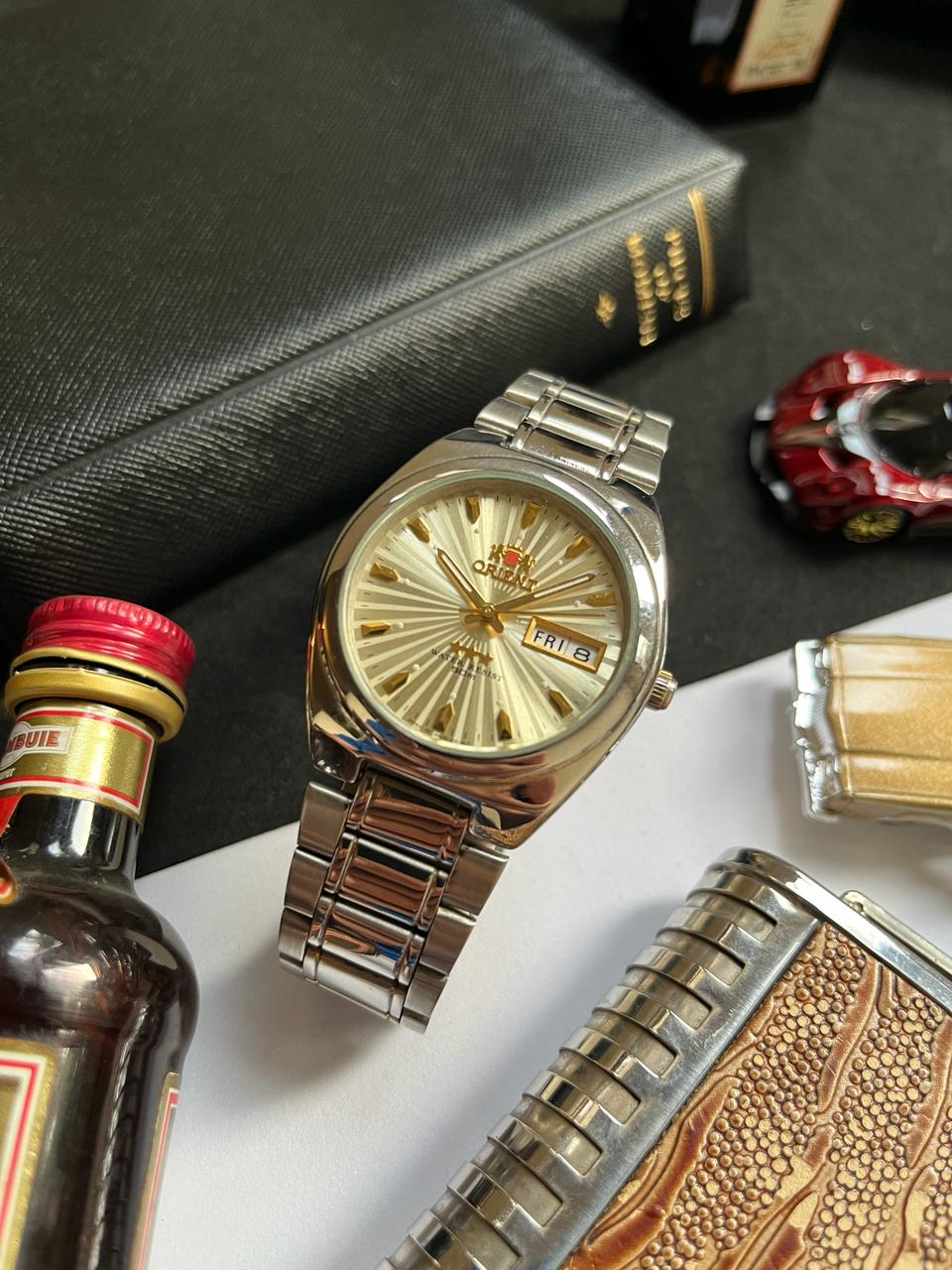 Orient Tri-star Crystal Sunray Champagne Dial (Pre-owned)