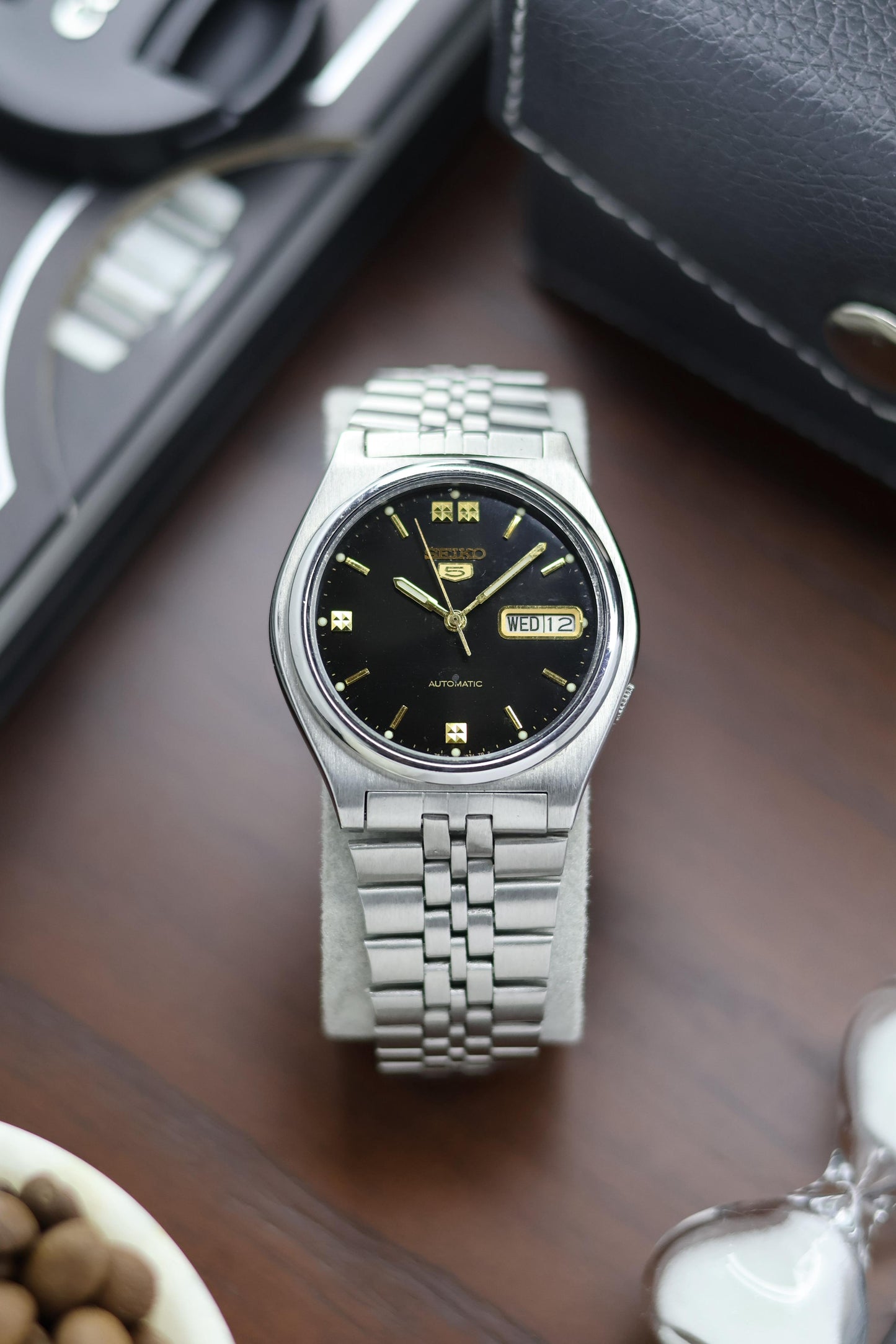 1984 Seiko 5 Black Dial- Automatic Vintage Watch (Pre Owned) - A233