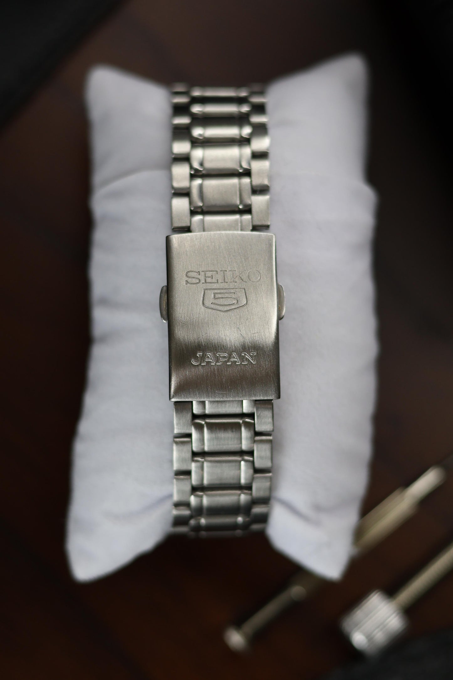 (Super Rare) Seiko 5 Ice Blue Dial with Glass Back (Pre Owned)