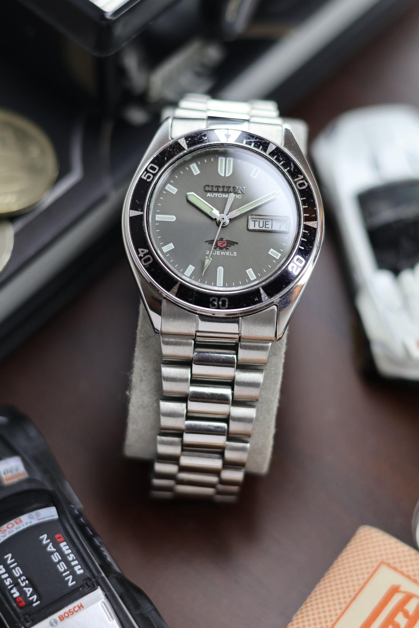 (Super Rare) Citizen Eagle 7 Grey Sunray Dial with Fixed Diver Style Bezel - Automatic Vintage Watch (Pre Owned) - SE526