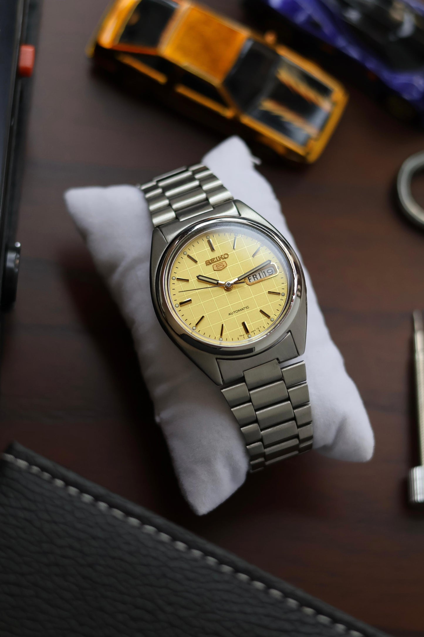(Super Rare) Seiko 5 Gold Graph Dial with Glass Back (Pre Owned)