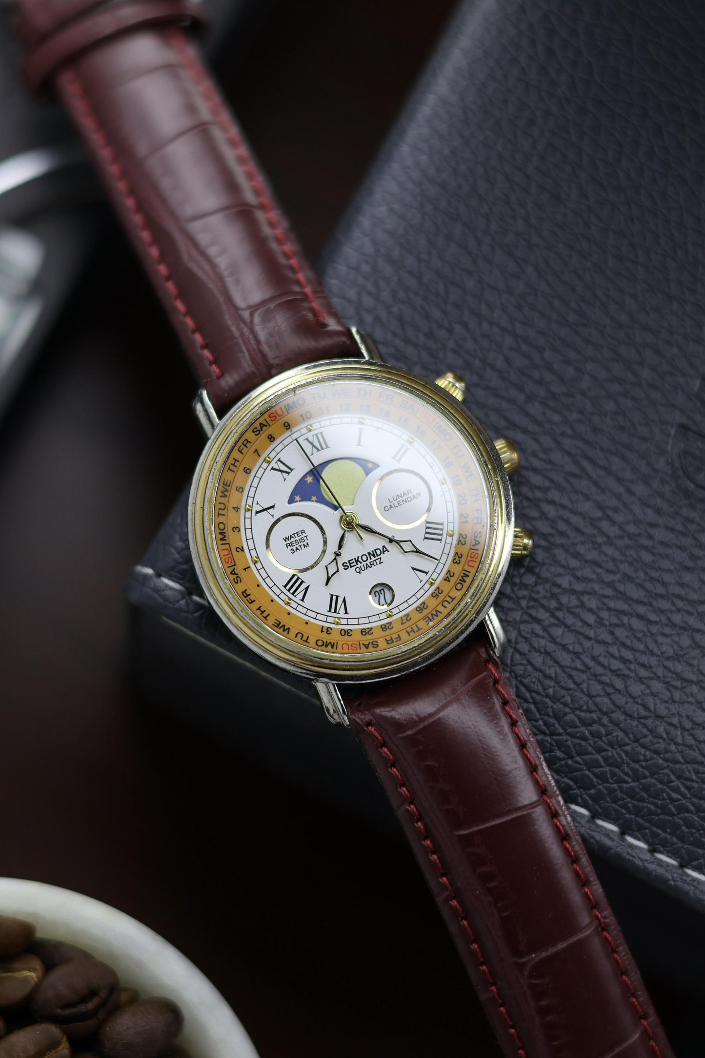 (Super Rare) SEKONDA Lunar Calendar - Vintage Watch (Pre Owned) - A164