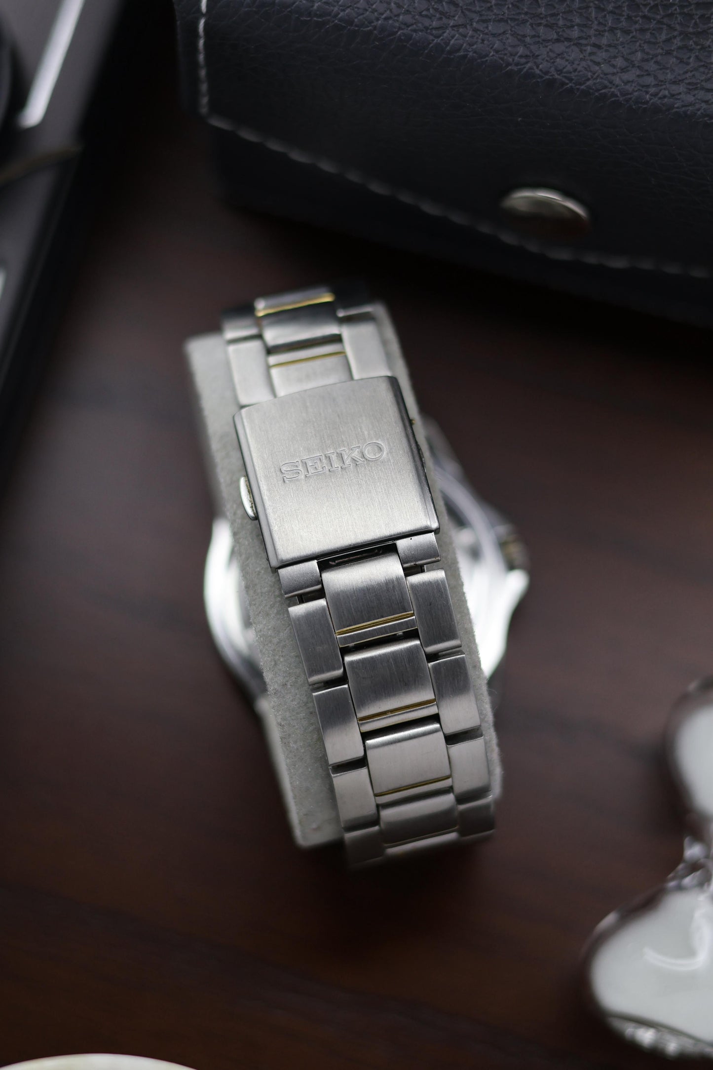 Seiko 100M Navy Blue Sunray Dial (Pre Owned) - A176