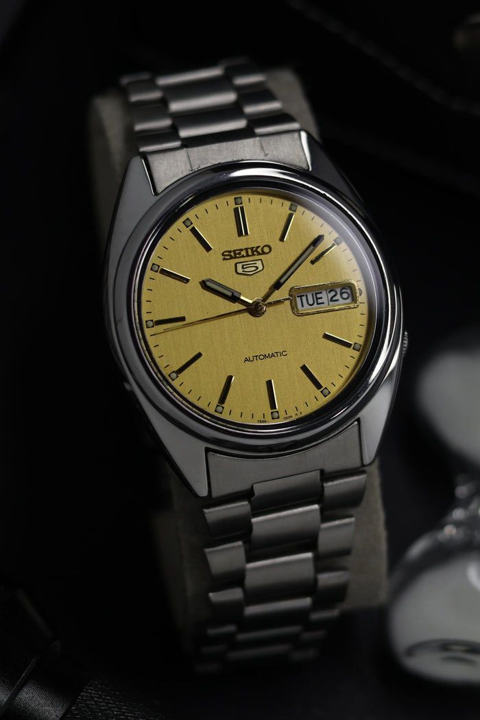 (Super Rare) Seiko 5 Gold Dial with Glass Back - Automatic Vintage Watch (Pre Owned) - SE677