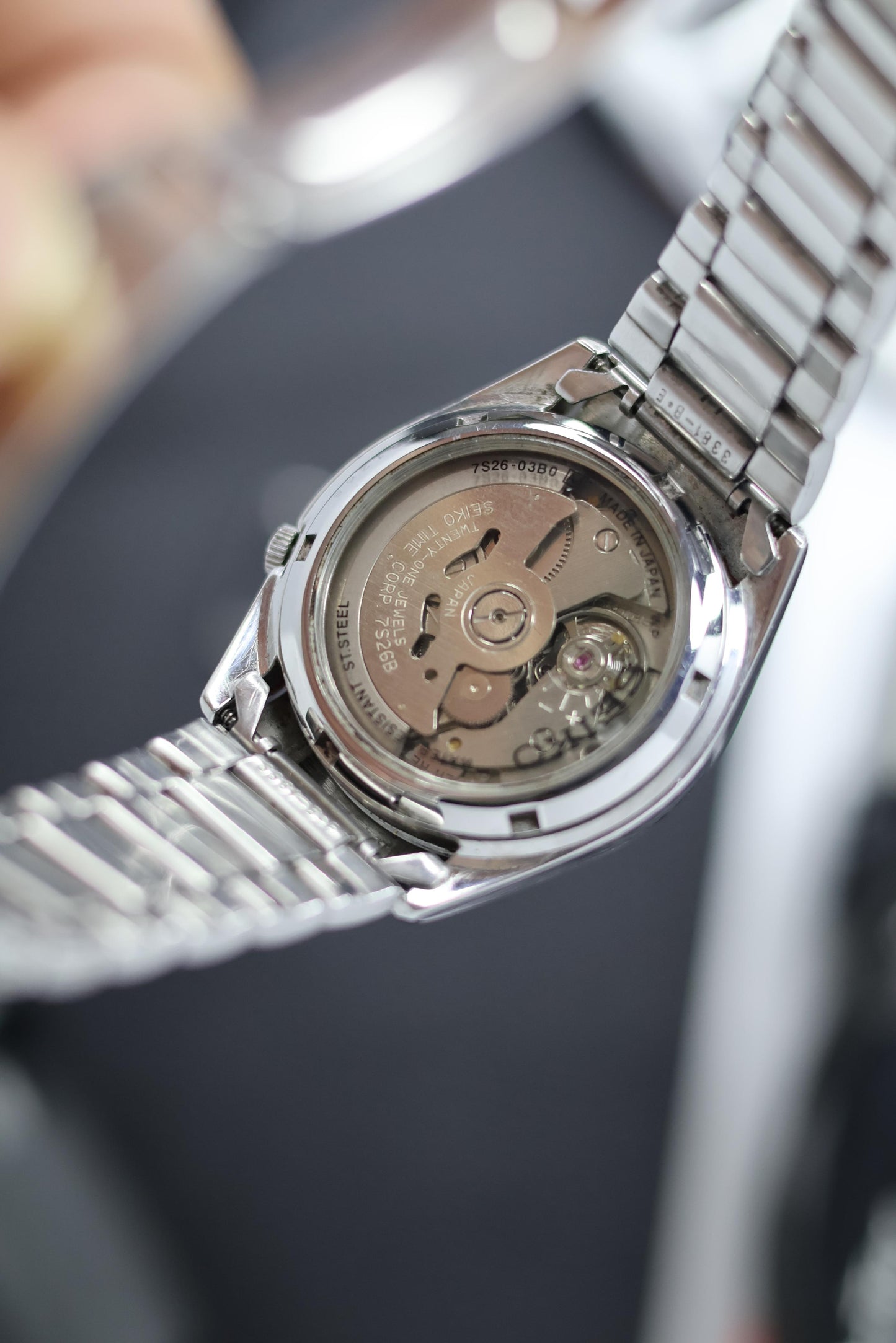 Seiko 5 White ‘Explorer’ Dial with Glass Back (Pre Owned)