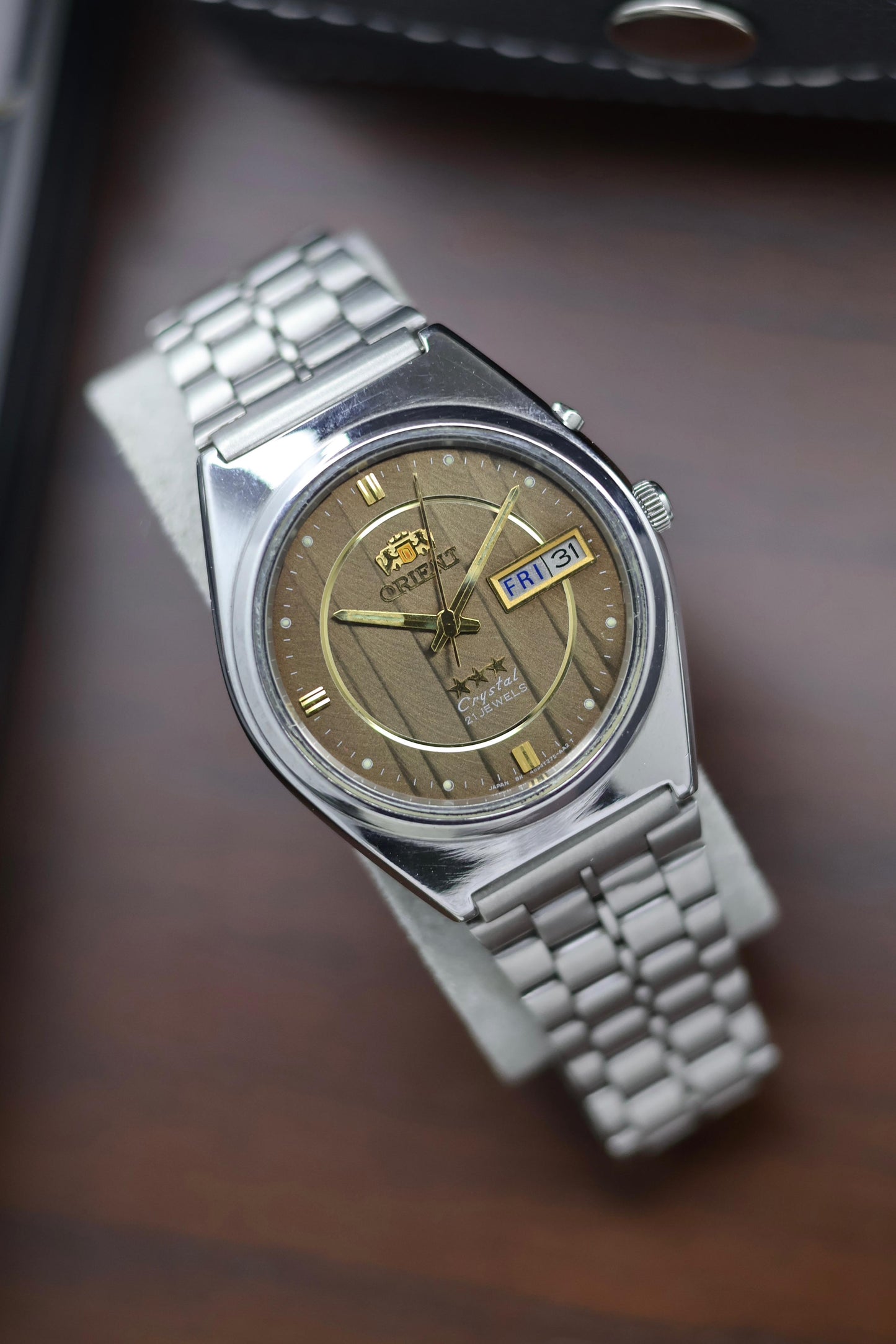 (Super Rare) Orient Tri-Star Crystal Coffee Brown Motif Dial - Automatic Vintage Watch (Pre Owned) - A300