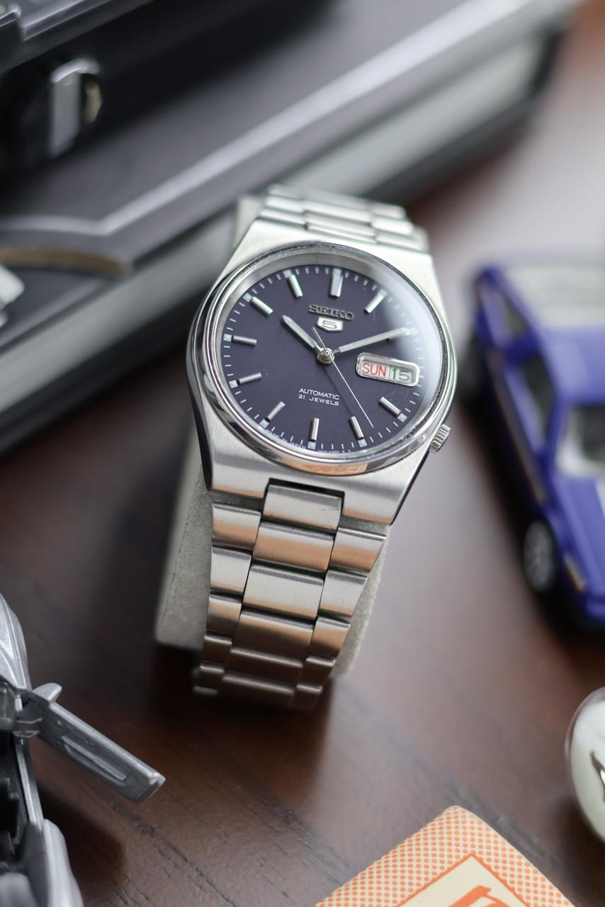Seiko 5 Navy Blue Dial - Automatic Vintage Watch (Pre Owned) - SE545