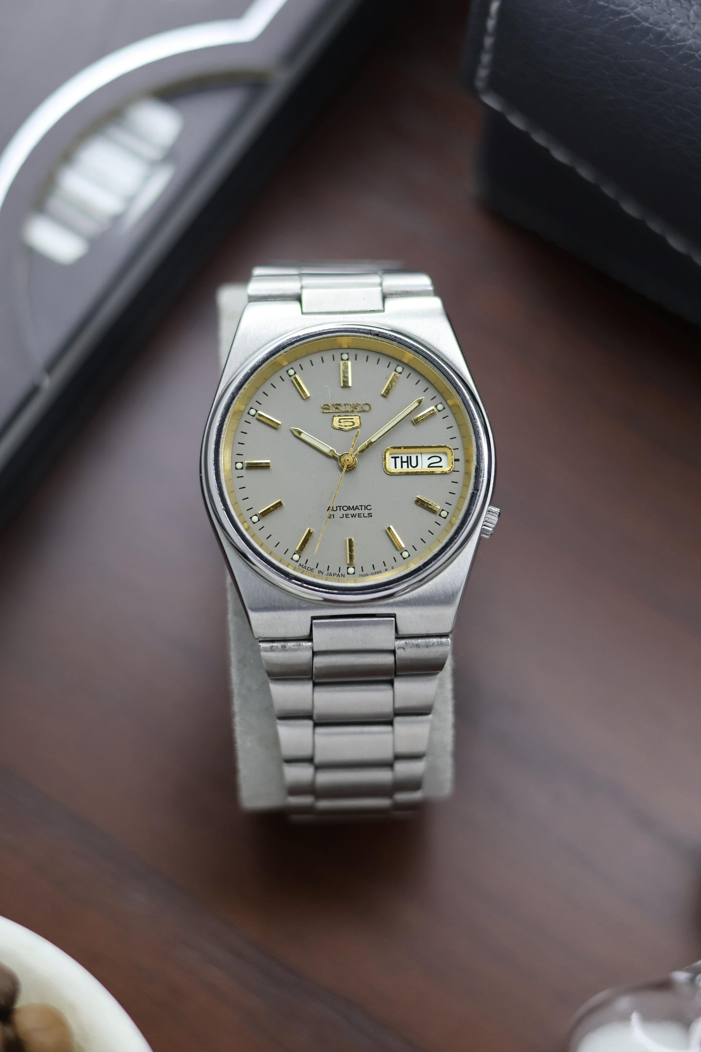 Seiko 5 Grey Dial with Glass Back - Automatic Vintage Watch (Pre Owned) - A368