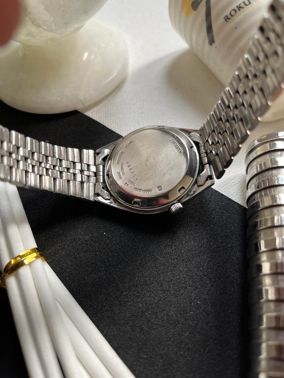 Seiko 5 Grey Patterned Dial(Pre Owned)