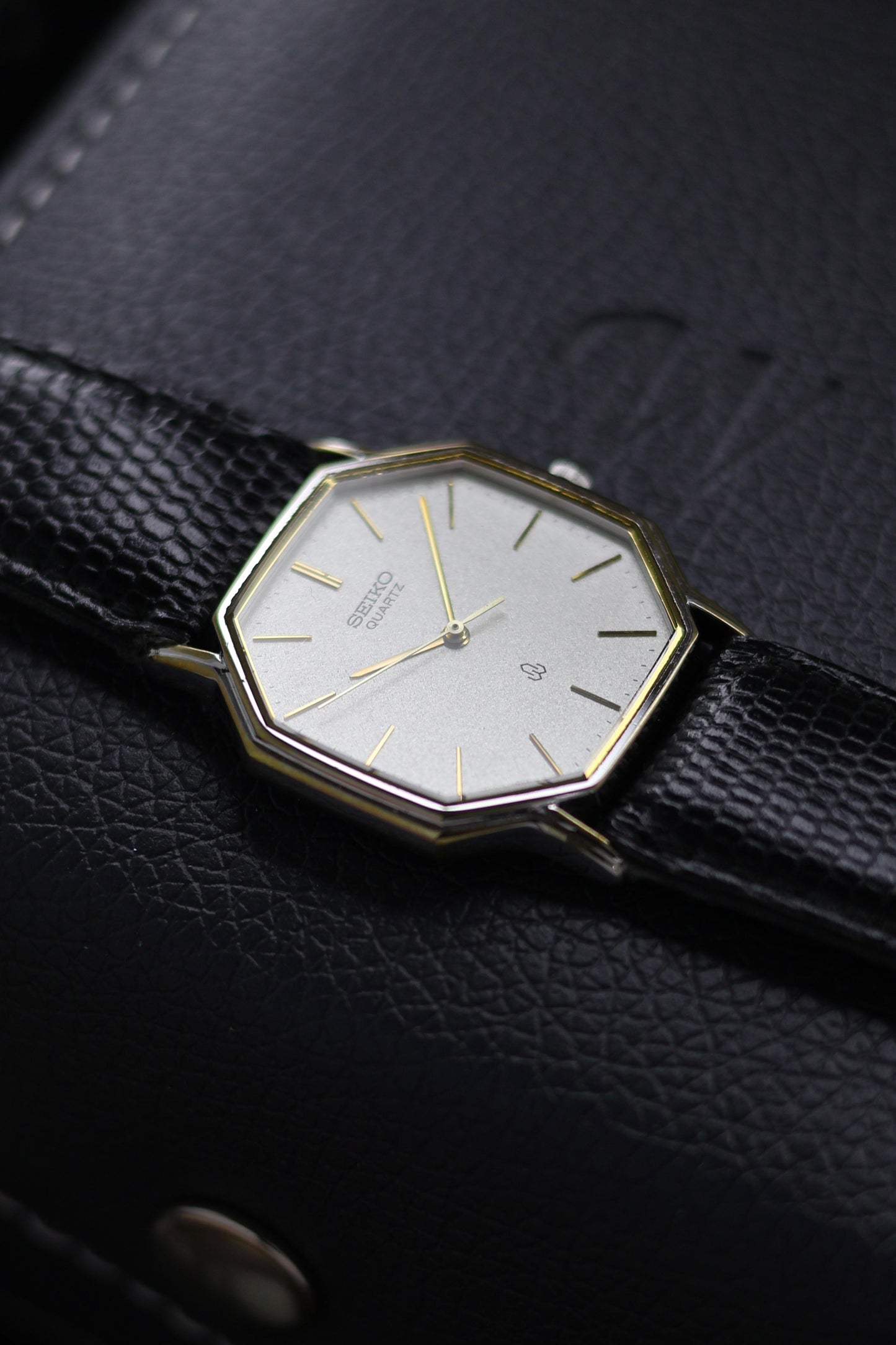 (JDM - Extremely Rare) 1982 Seiko Chariot Snowflake Dial with Palladium Plated Octagonal Case - Quartz Vintage Watch (Pre Owned) - SE426
