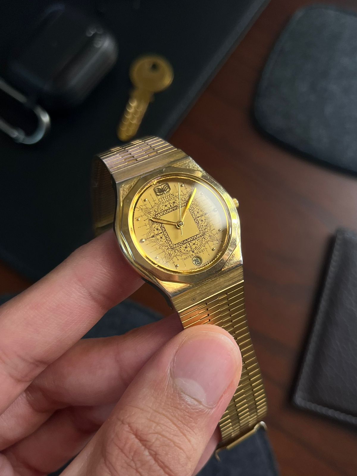 (Super Rare) Citizen Quartz Gold Motif Dial (Pre Owned) - #W242
