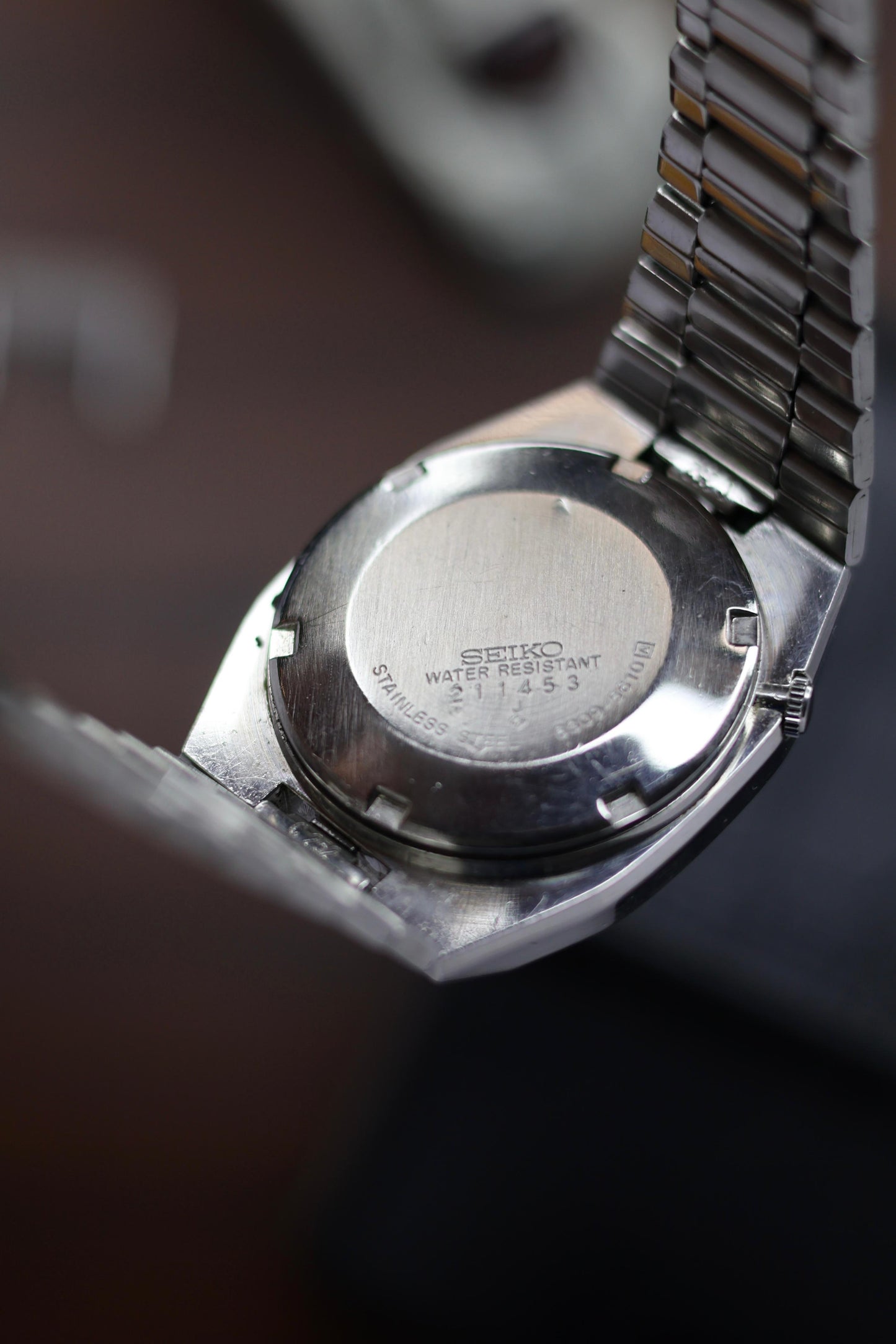 (Super Rare) 1982 Seiko 5 Silver TV Dial with Gold Accents (Pre Owned)