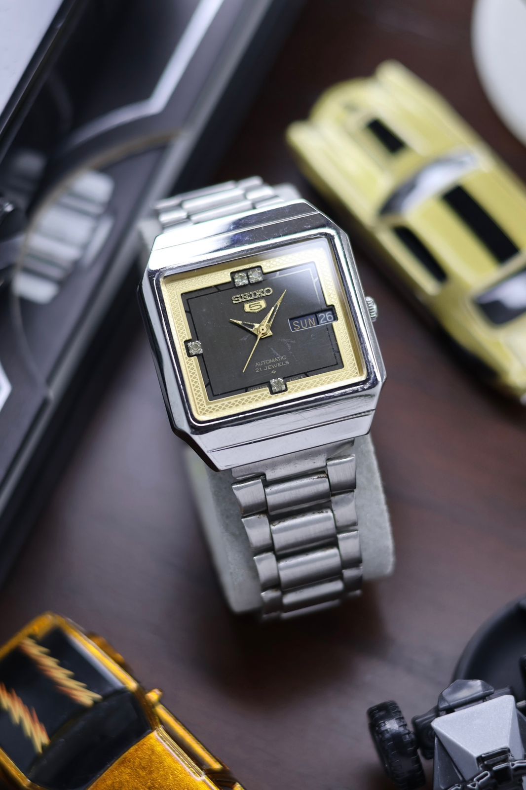 (Super Rare) 1976 Seiko 5 TV Dial - Automatic Vintage Watch (Pre Owned) - A478