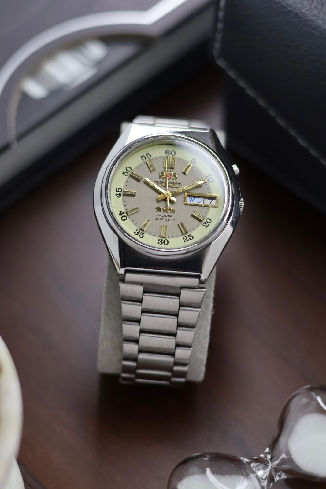 (Super Rare) Orient Tri-Star Crystal Grey Motif Dial - Automatic Vintage Watch (Pre Owned) - SE422