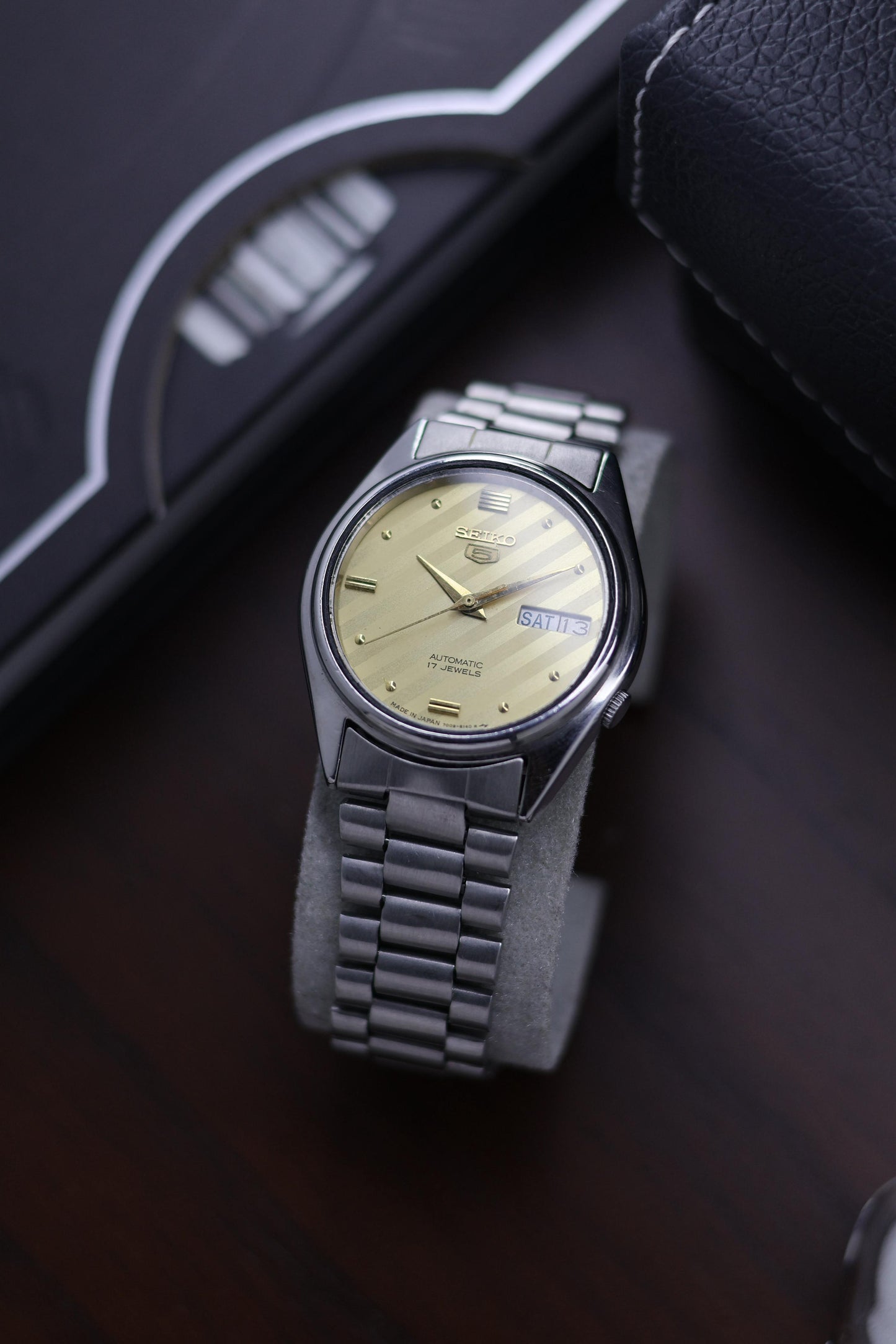 1984 Seiko 5 Gold Motif Dial - Automatic Vintage Watch (Pre Owned) - A409