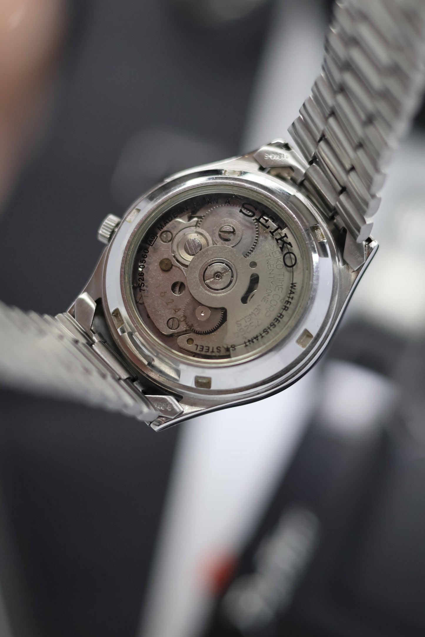 Seiko 5 Silver Sunray Dial with Glass Back (Pre Owned)