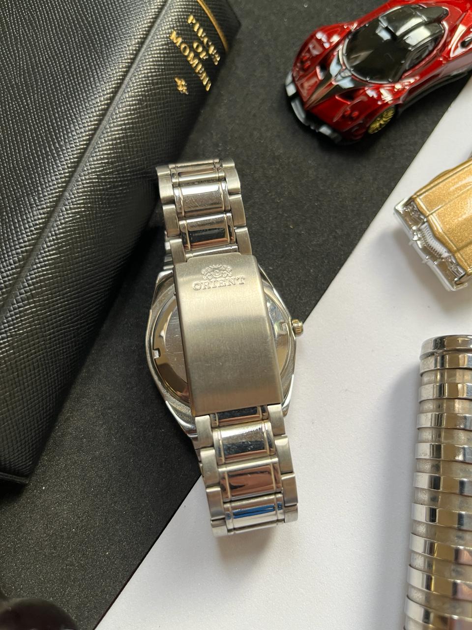 Orient Tri-star Crystal Sunray Champagne Dial (Pre-owned)