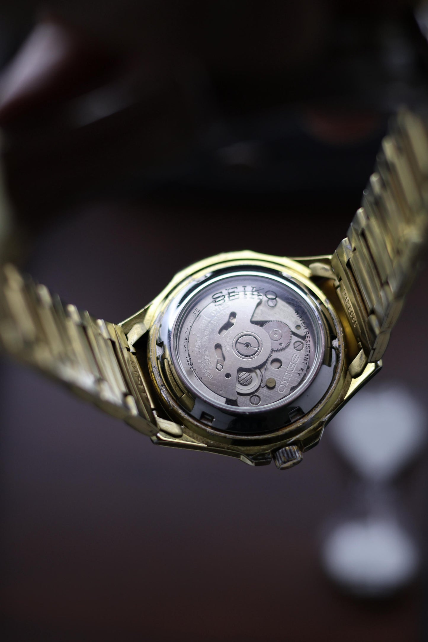 (Super Rare) Seiko 5 Sports Diver 100M White Dial with Glass Back - Automatic Vintage Watch (Pre Owned) - A403