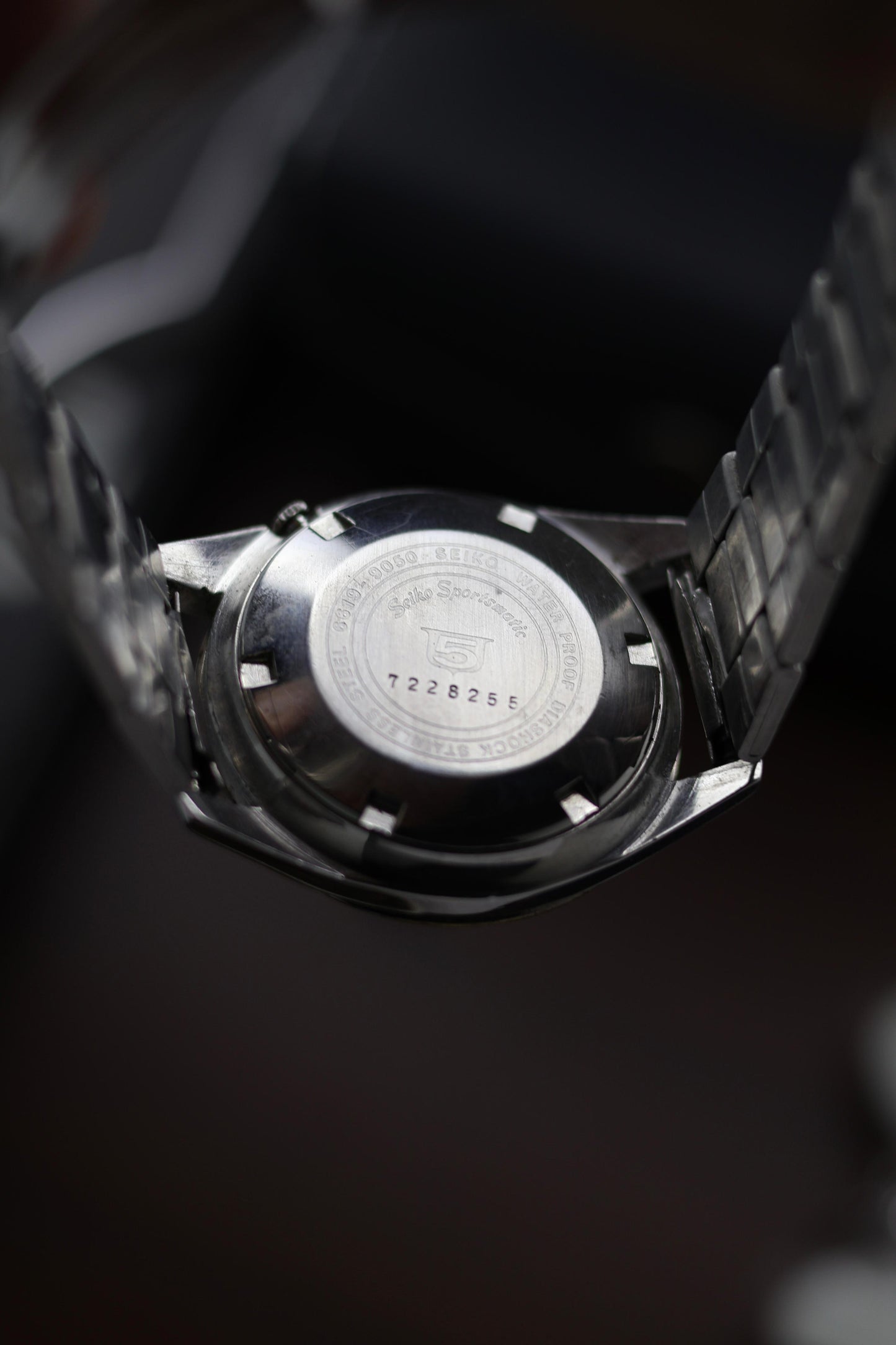 (Extremely Rare) 1967 Seiko 5 Sportsmatic Diashock Grey Sunray Dial with Fluted Bezel - Automatic Vintage Watch (Pre Owned) - A250