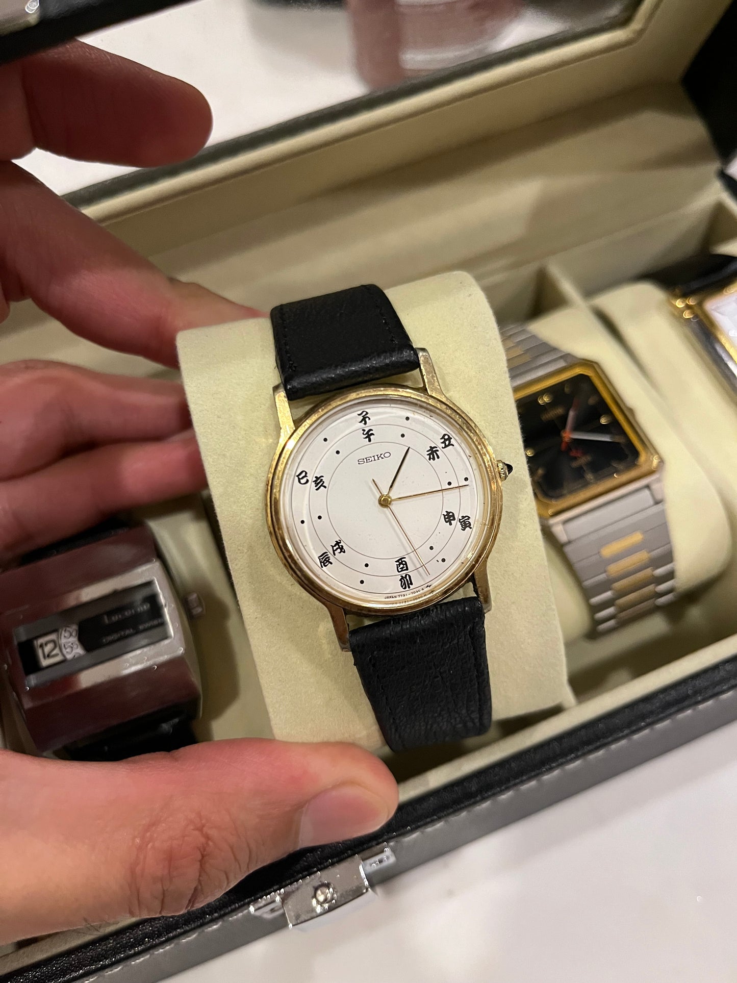 (Extremely Rare) 1984 Vintage Seiko Dolce December Kincho 100th Anniversary JDM (Pre Owned)