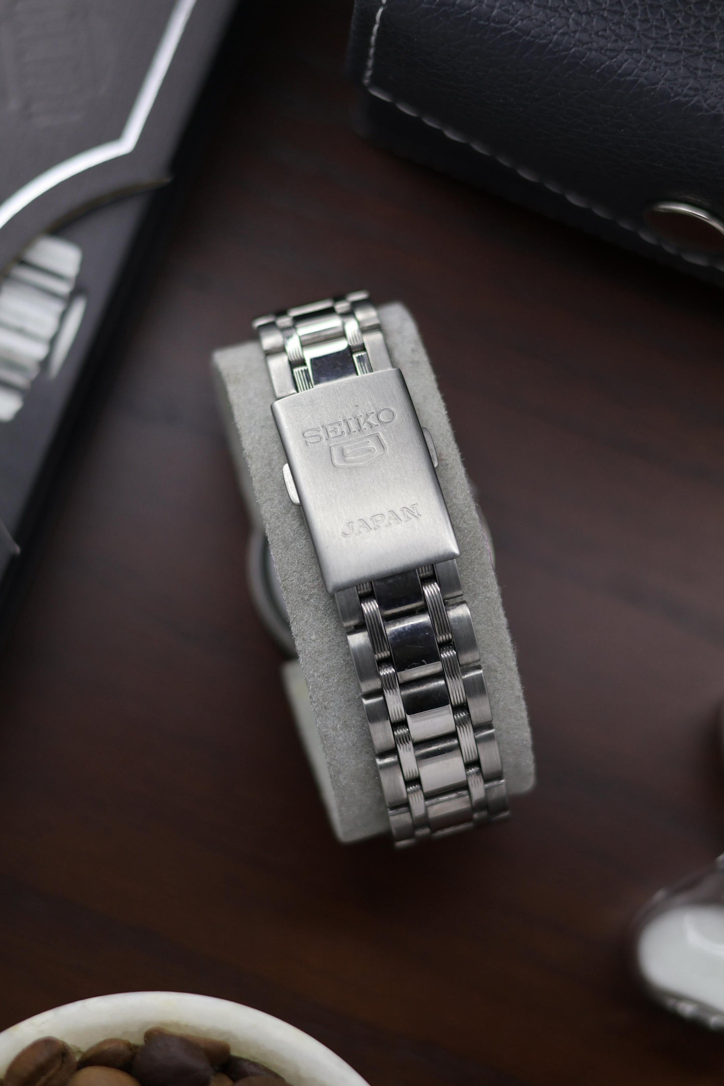 (Super Rare) Seiko 5 Silver Guilloche Dial with Glass Back - Automatic Vintage Watch (Pre Owned) - A153