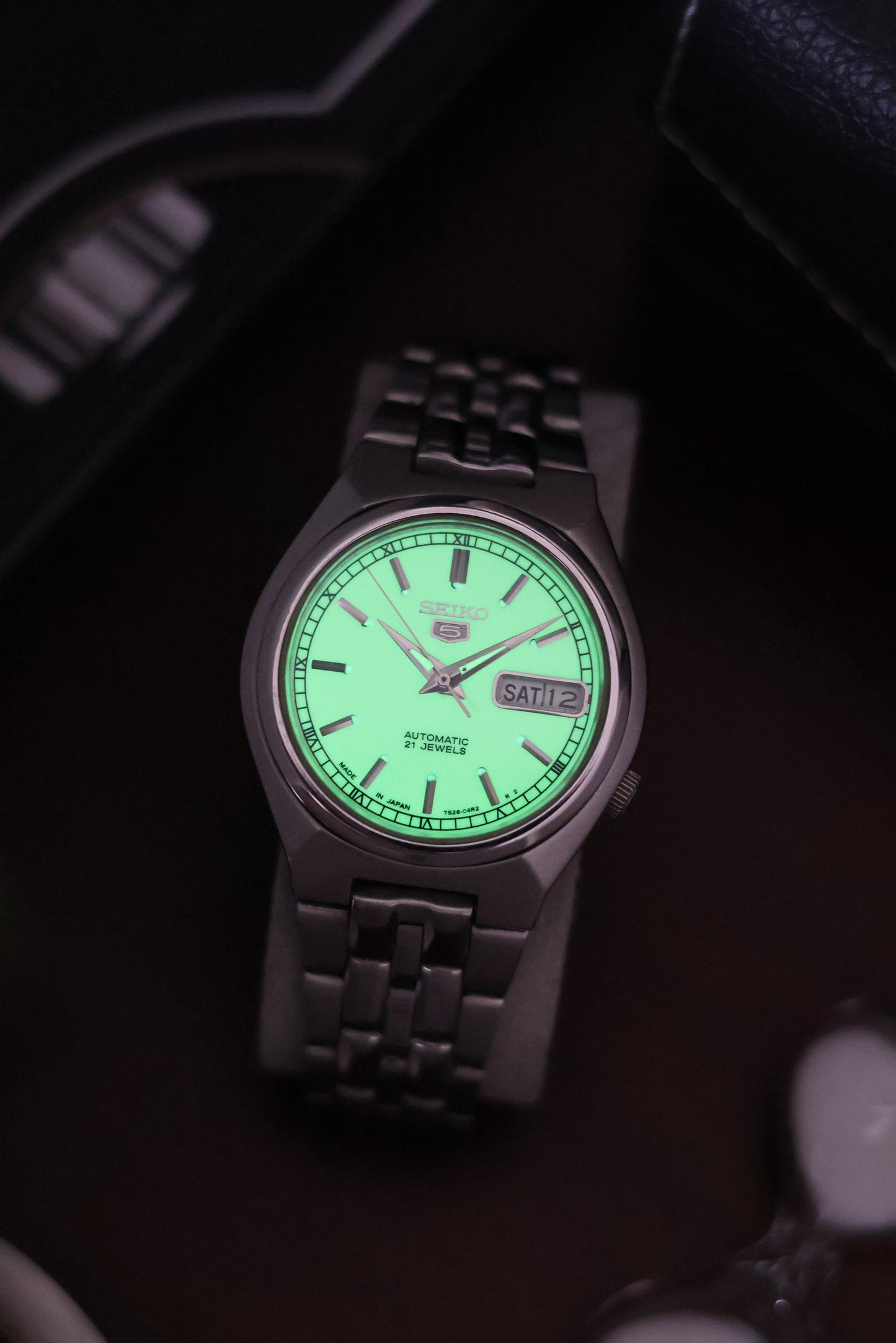 (Super Rare) Seiko 5 Lume Dial with Glass Back - Automatic Vintage Watch (Pre Owned) - A170