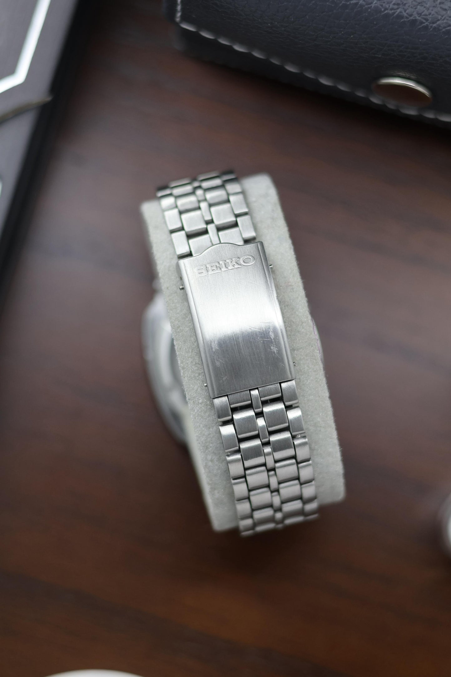 (Super Rare) 1980 Seiko 5 Silver TV Dial - Automatic Vintage Watch (Pre Owned) - A307