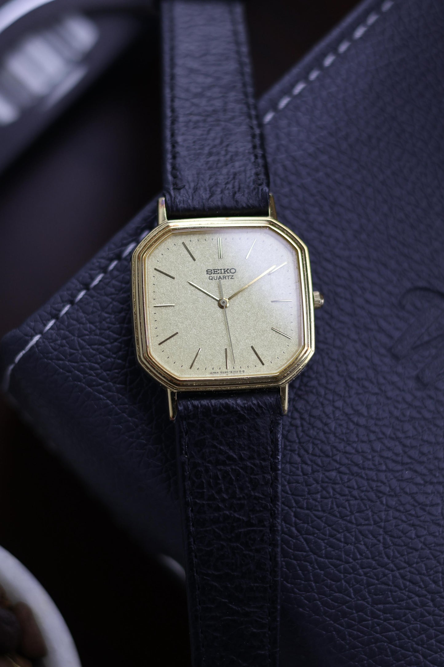 (JDM - Extremely Rare) 1983 Seiko Quartz TV Frosted Snowflake Dial - Vintage Watch (Pre Owned) - A255