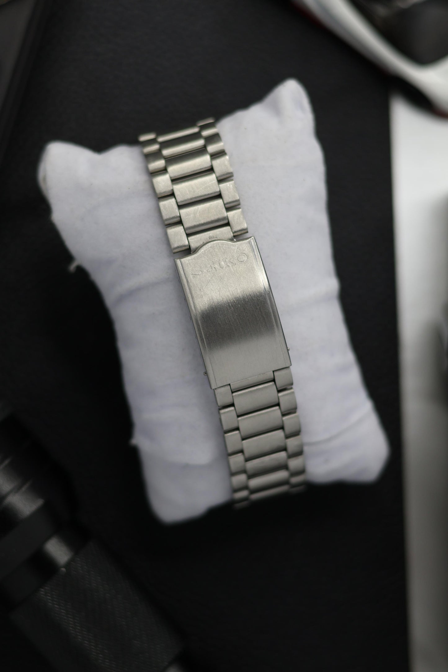 1984 Seiko 5 Black Field Dial (Pre Owned)
