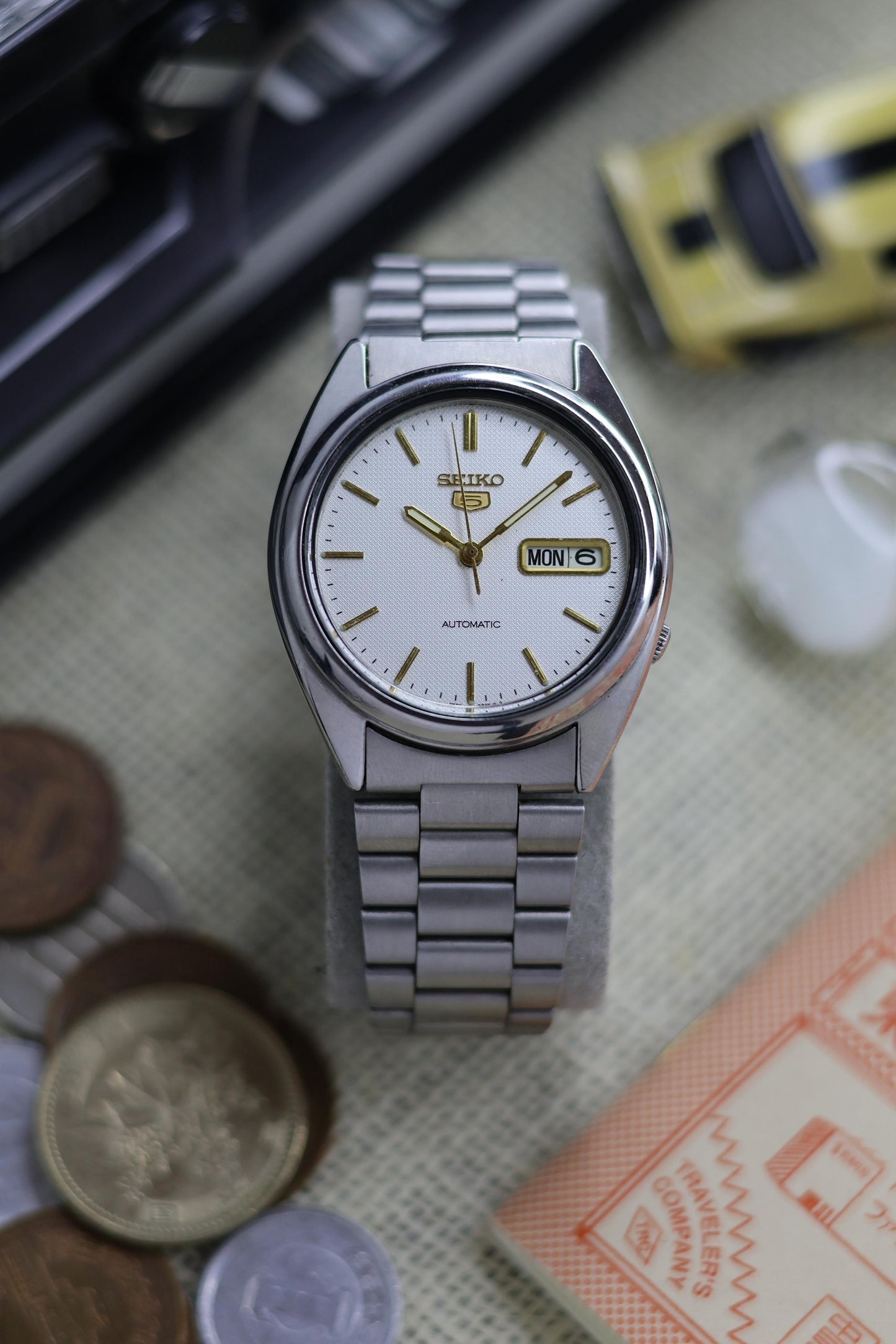 (Super Rare) Seiko 5 SNXG47 White Guilloche Dial with Glass Back - Automatic Vintage Watch (Pre Owned) - SE508