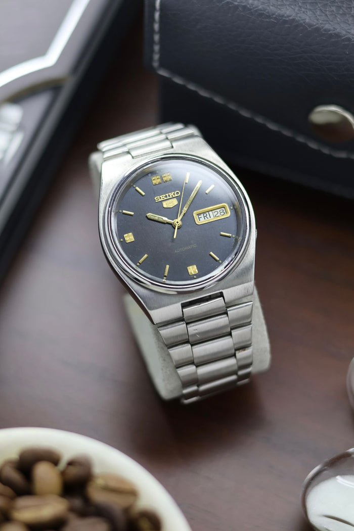 1984 Seiko 5 Black Dial - Automatic Vintage Watch (Pre Owned) - A428