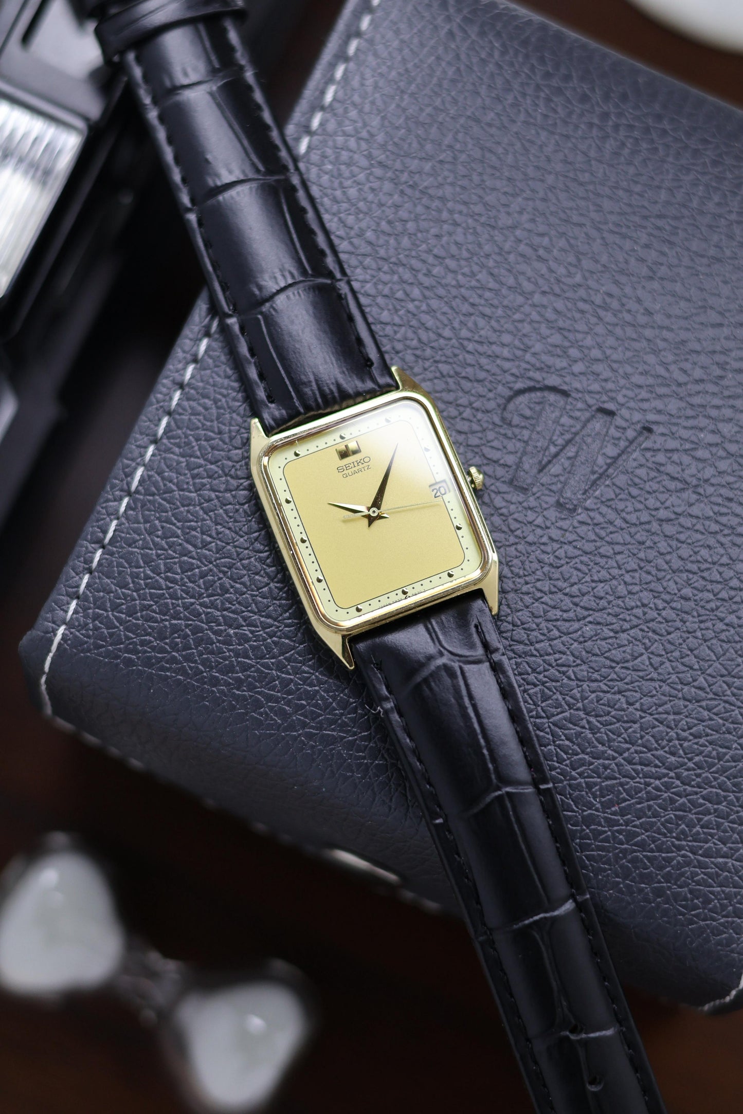 (JDM - Extremely Rare) 1996 Seiko Tank Quartz Champagne Motif Dial - Quartz Vintage Watch (Pre Owned) - SE450