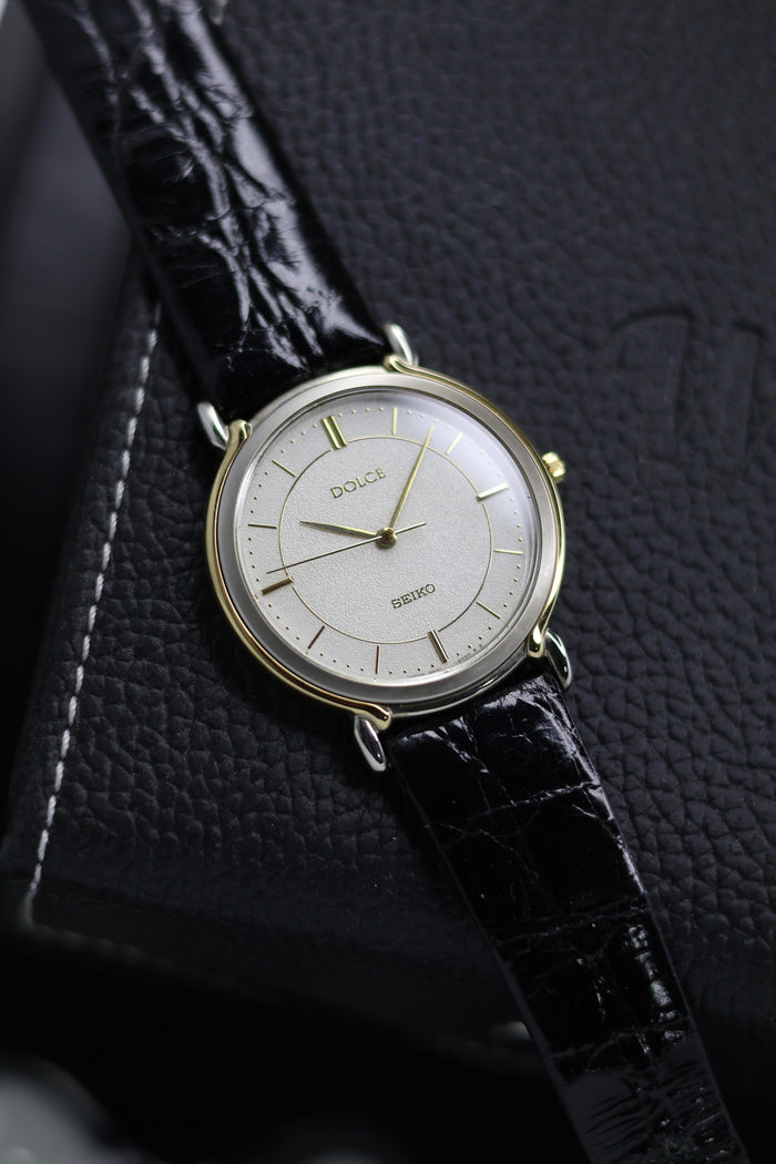 (JDM - Extremely Rare) 7-Eleven 20th Anniversary Edition 1983 Seiko DOLCE White Guilloche Dial - Quartz Vintage Watch (Pre Owned) - SE616