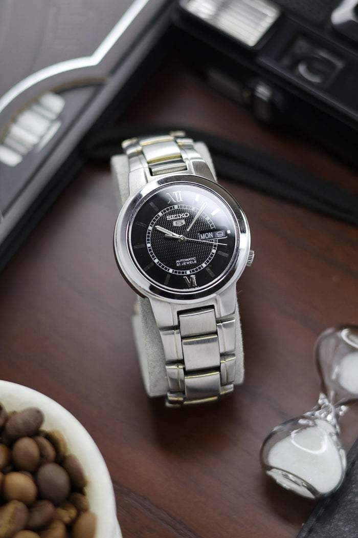 Seiko 5 Black Dial with Glass Back- Automatic Vintage Watch (Pre Owned) - A231