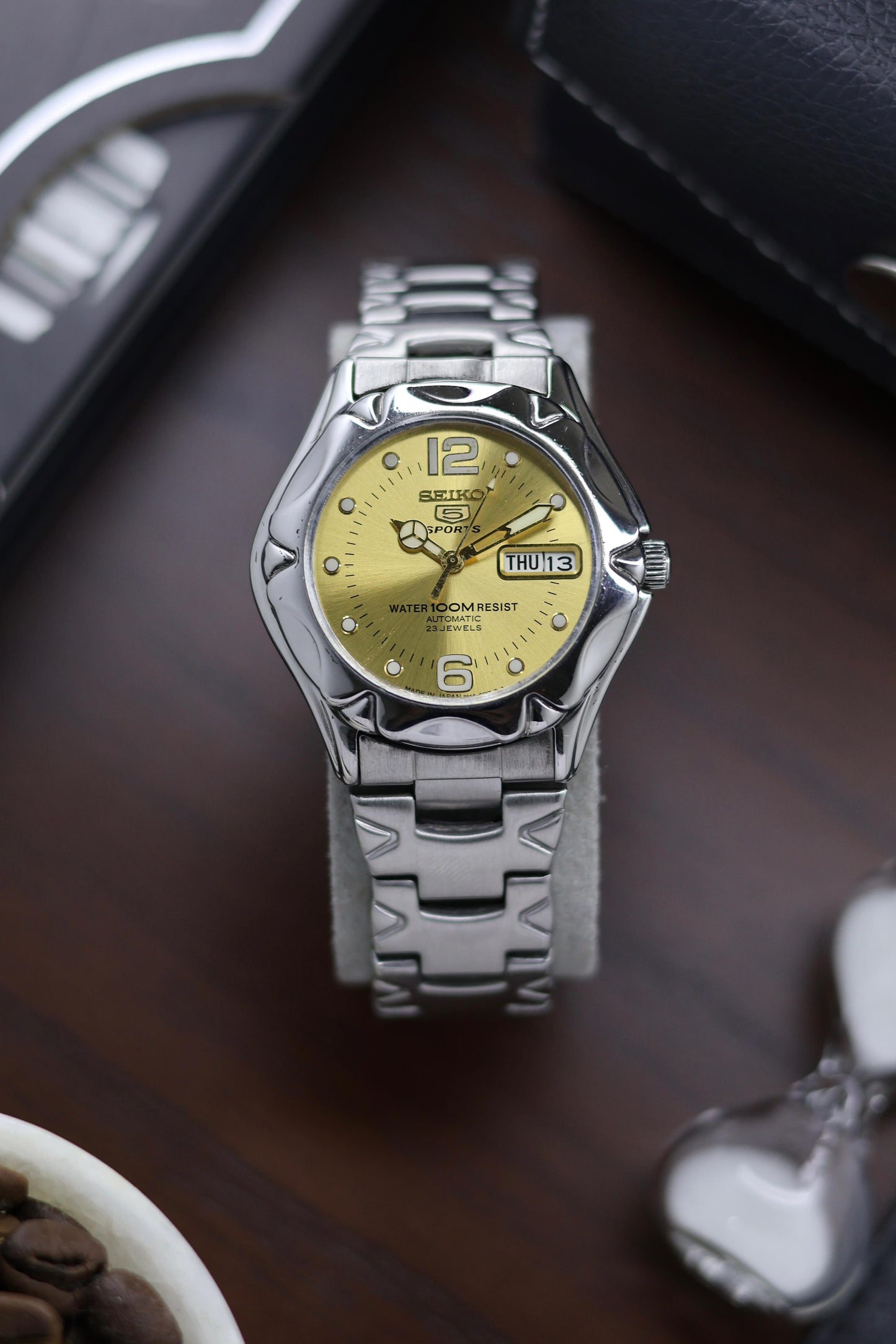 (Super Rare) Seiko 5 Sports Diver 100M Gold Dial with Glass Back - Automatic Vintage Watch (Pre Owned) - A263