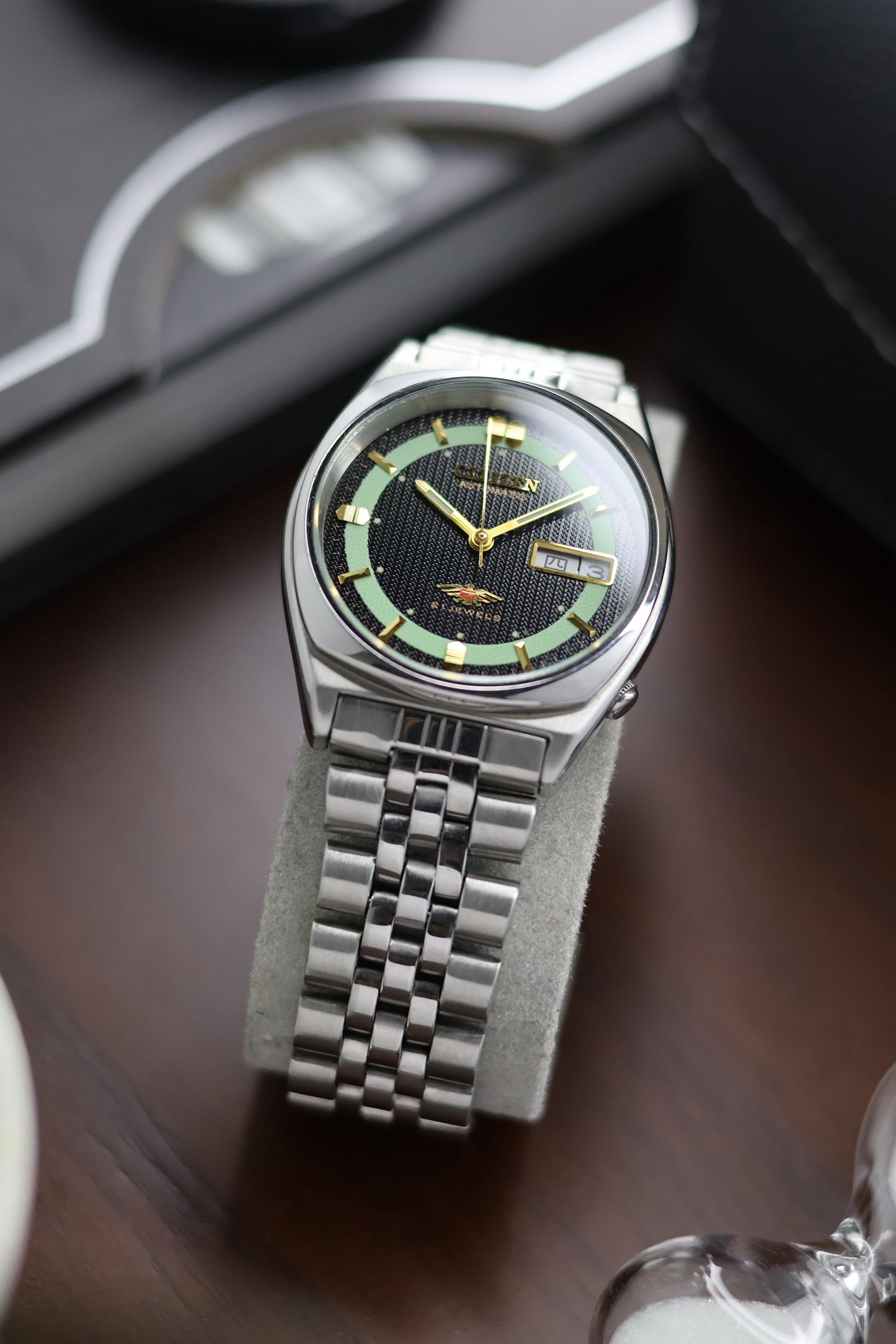 (Super Rare) Citizen Eagle 7 Black Guilloche Lume Dial - Automatic Vintage Watch (Pre Owned) - A266