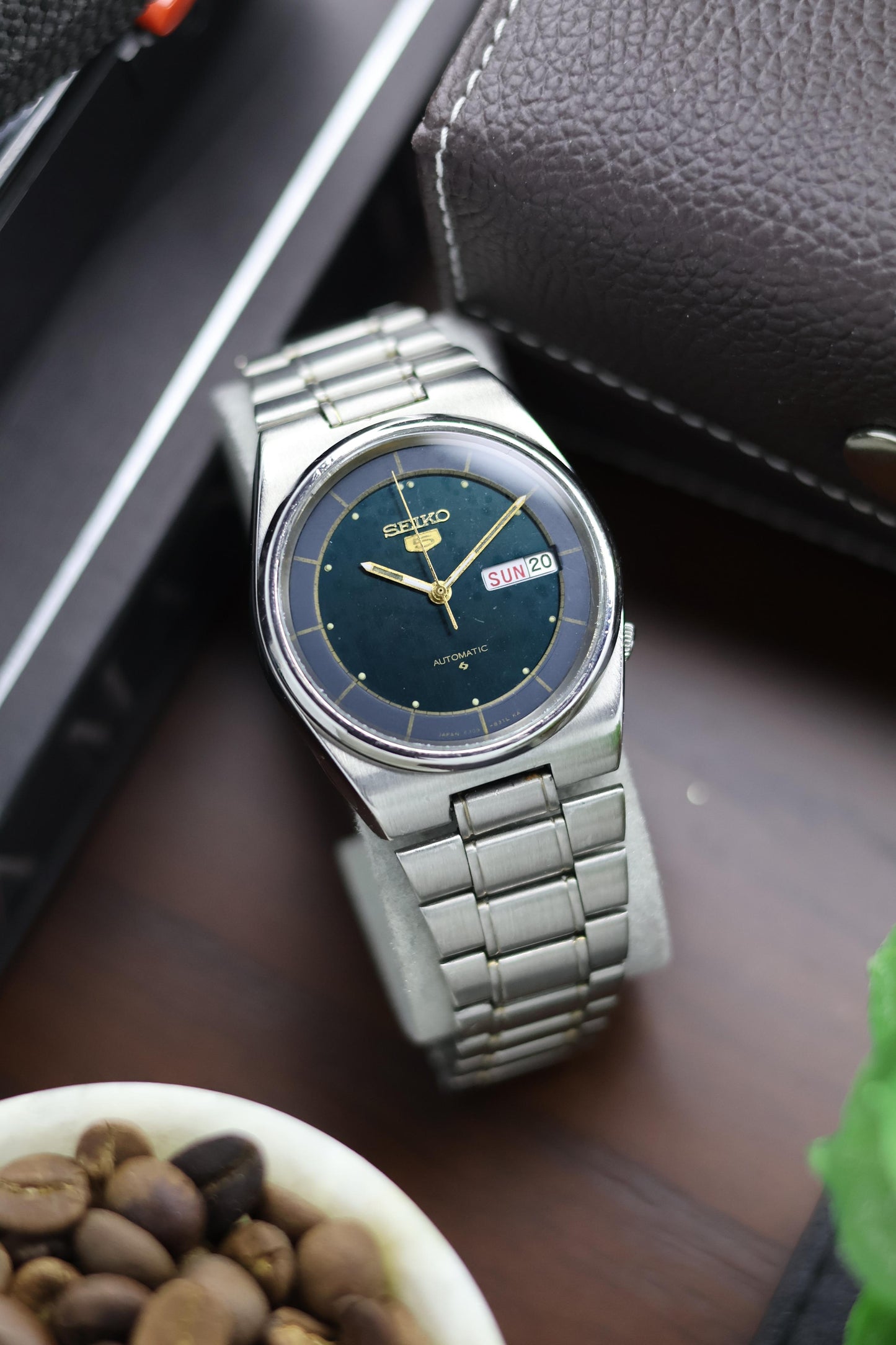 (Super Rare) 1980 Seiko 5 Blue Dial - Automatic Vintage Watch (Pre Owned)