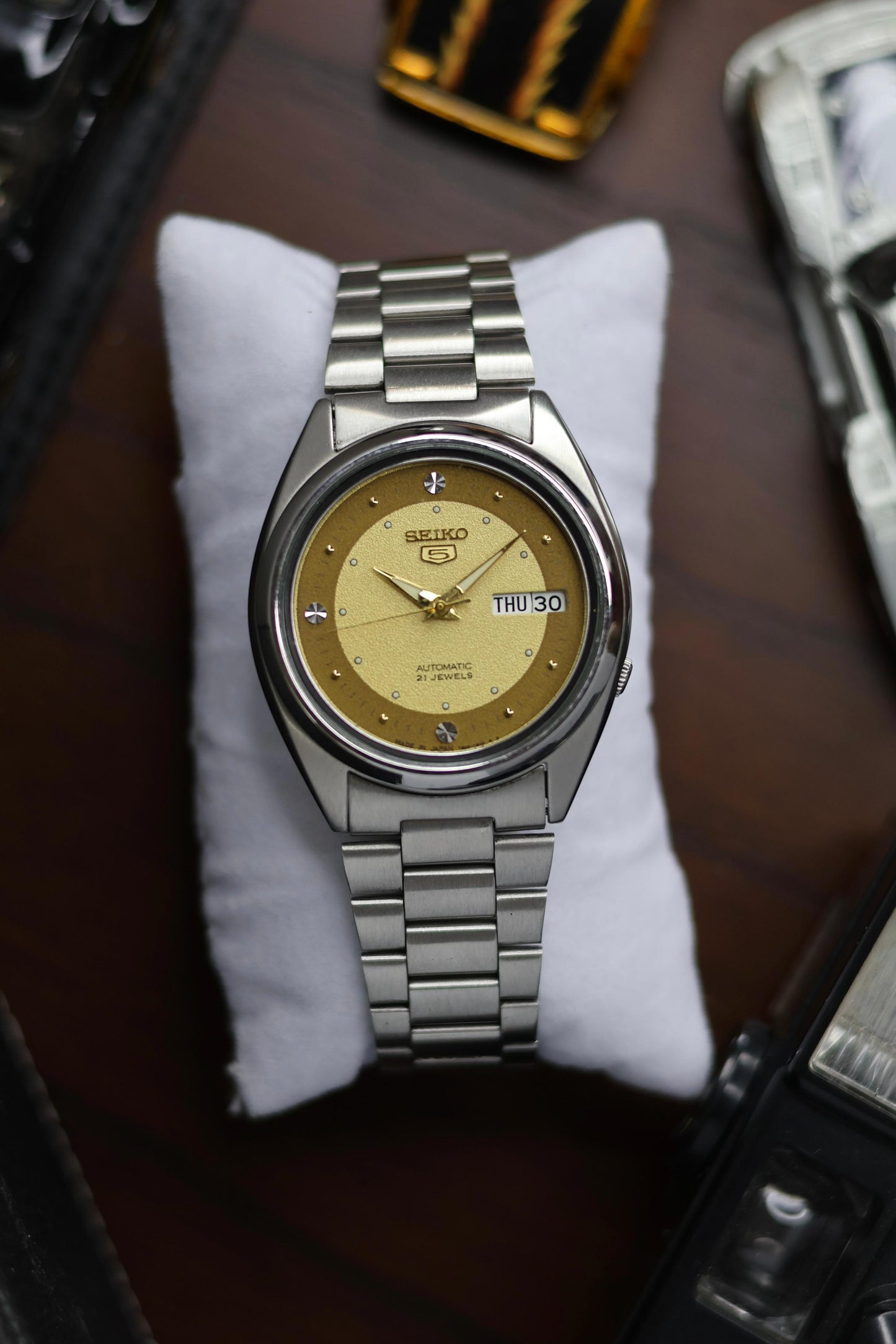 Seiko 5 Textured Gold Dial with Glass Back (Pre Owned)